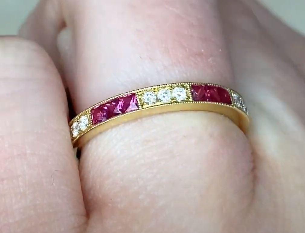 0.33ct Ruby & 0.14ct Diamond Wedding Band, 18k Yellow Gold In Excellent Condition For Sale In New York, NY