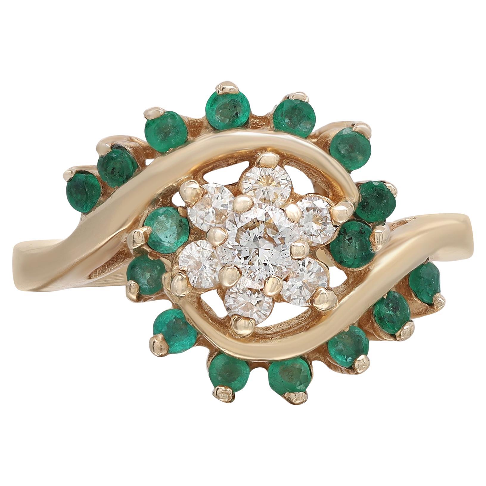 0.33cts Green Emerald & 0.25cts Diamond Ring 14K Yellow Gold