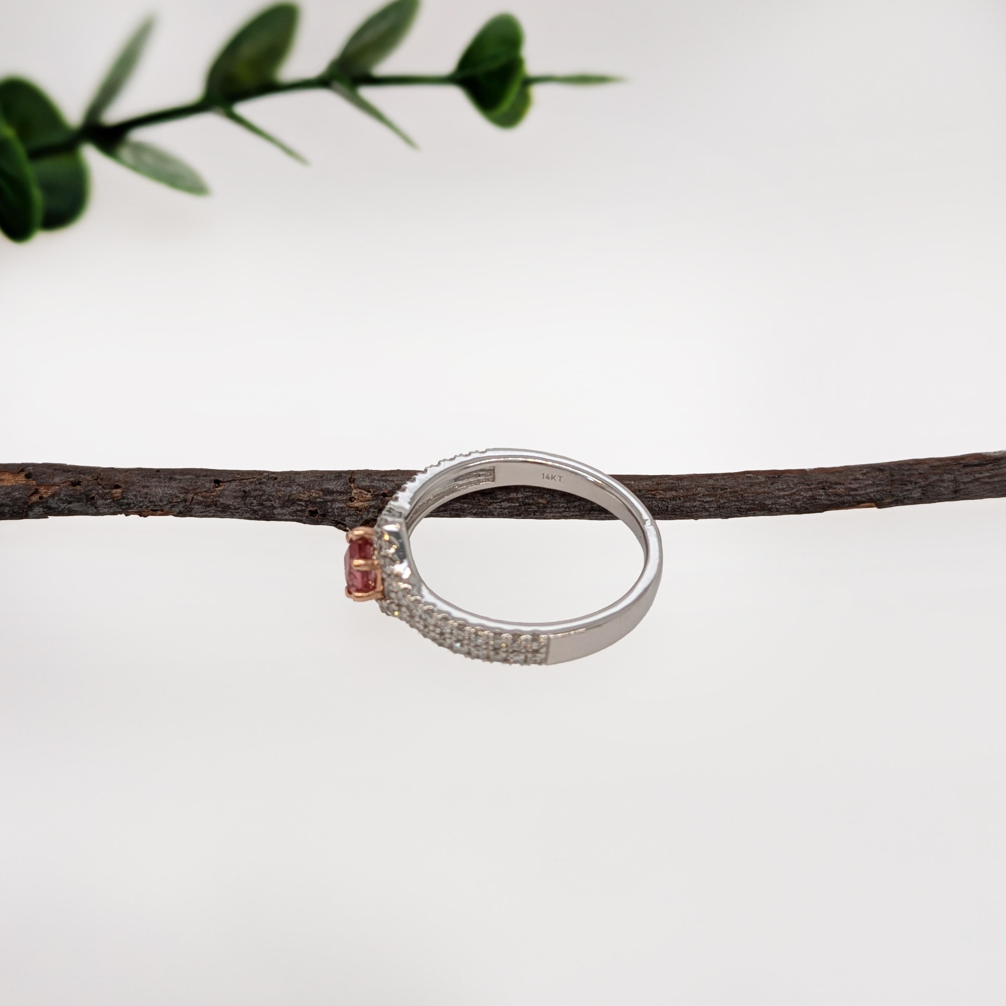 0.33cts Padparadscha Sapphire Ring w Diamond Halo in 14K Gold  Pear 6X4mm In New Condition For Sale In Columbus, OH