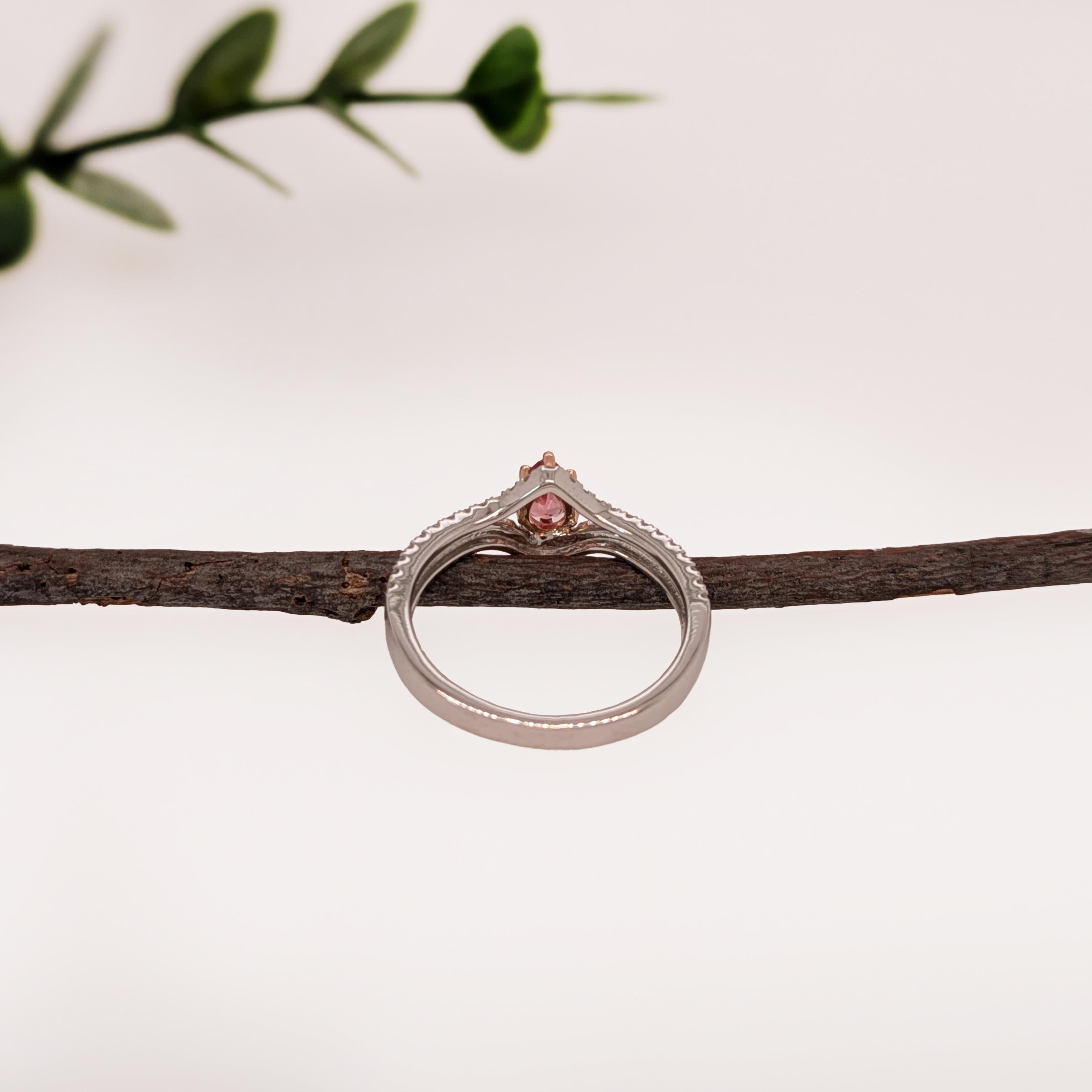 Women's 0.33cts Padparadscha Sapphire Ring w Diamond Halo in 14K Gold  Pear 6X4mm For Sale
