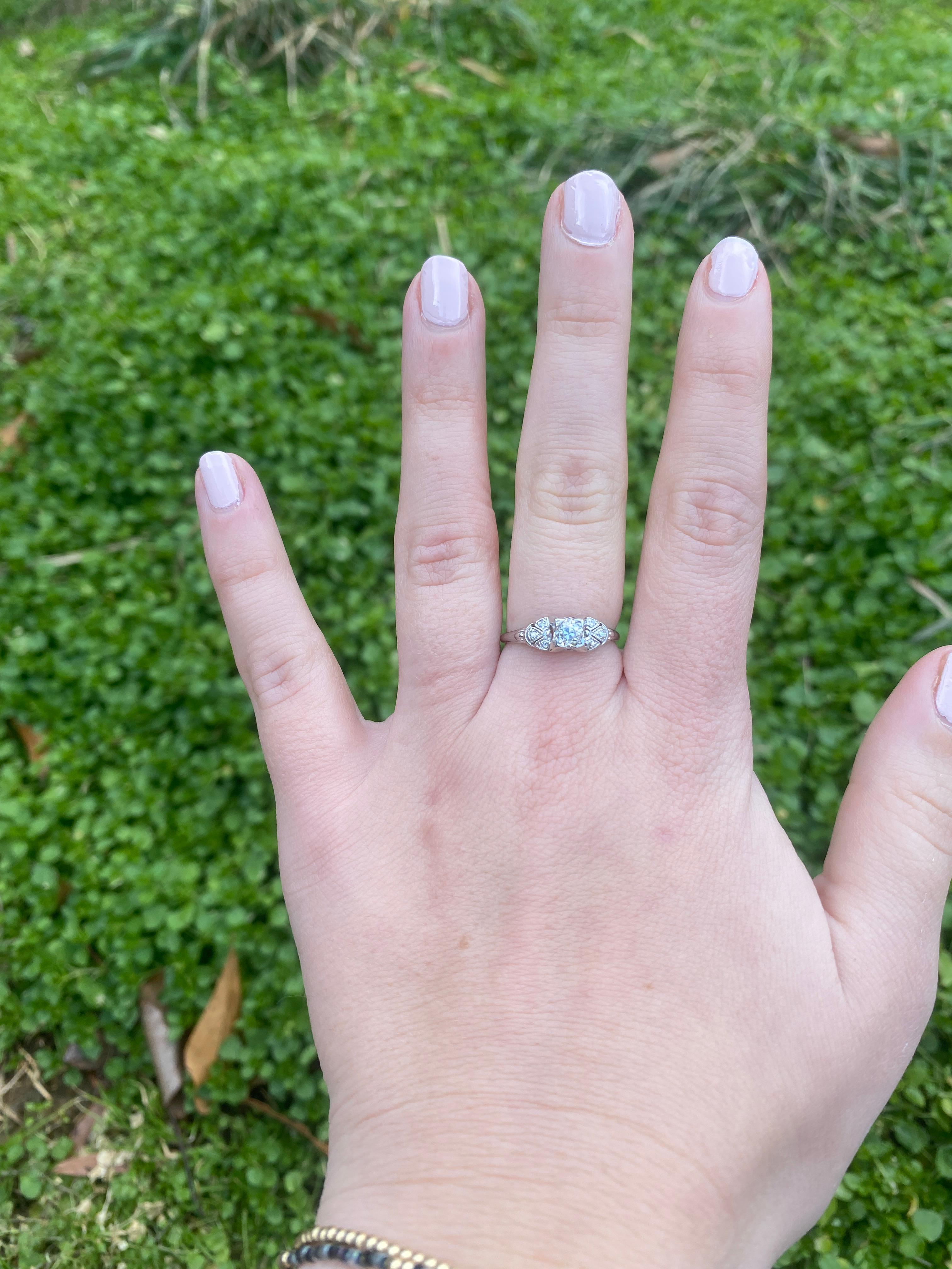Verlobungsring, Platin, 0,33 Karat Diamant, Ring Größe 7,5 im Angebot 2
