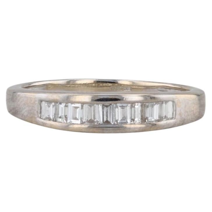 0.33ctw Diamond Wedding Band 18k White Gold Size 6 Stackable Ring COA Tomas Rae For Sale