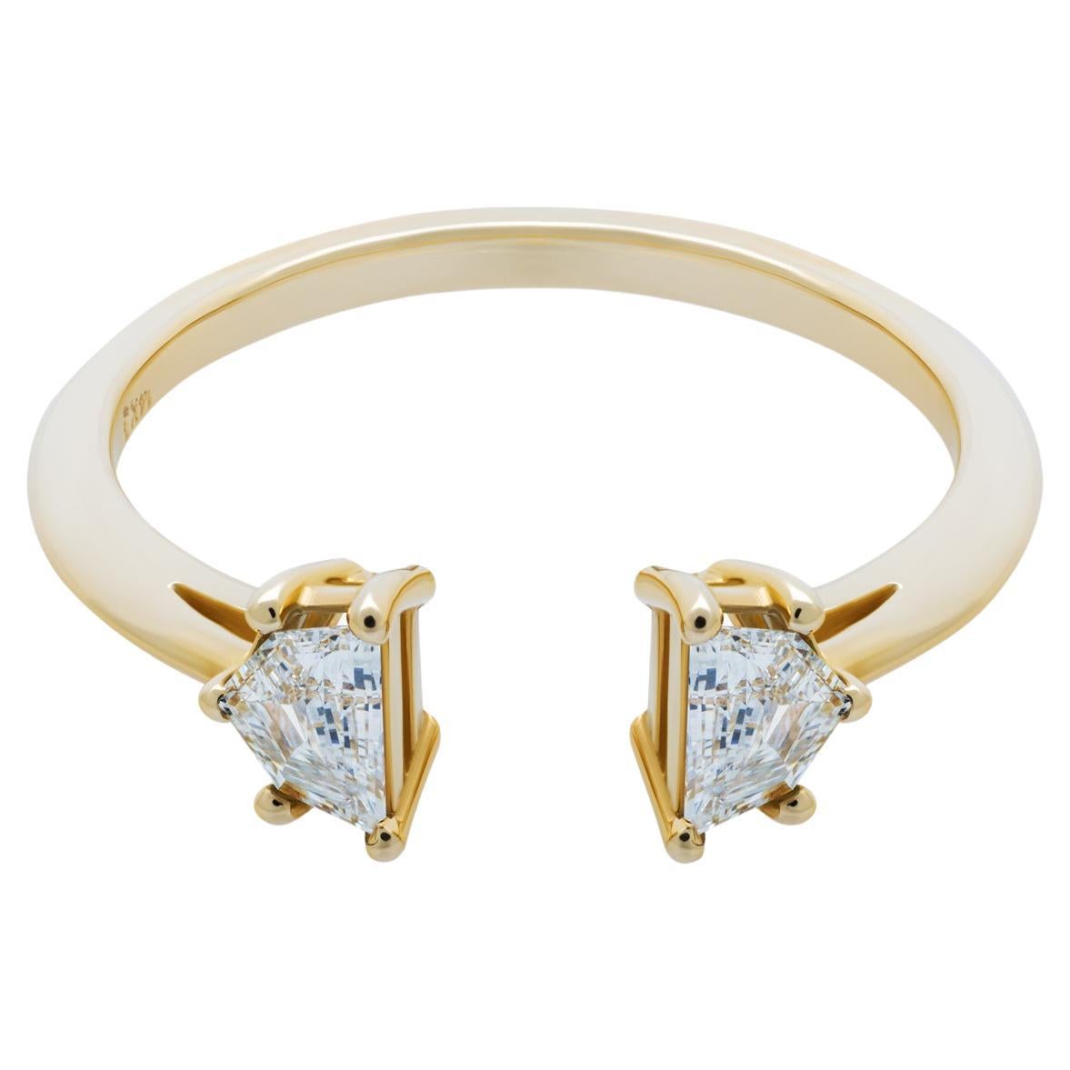 0.34 Carat Cadillac-Cut Diamond Toi et Moi Ring in 14K Yellow Gold en vente
