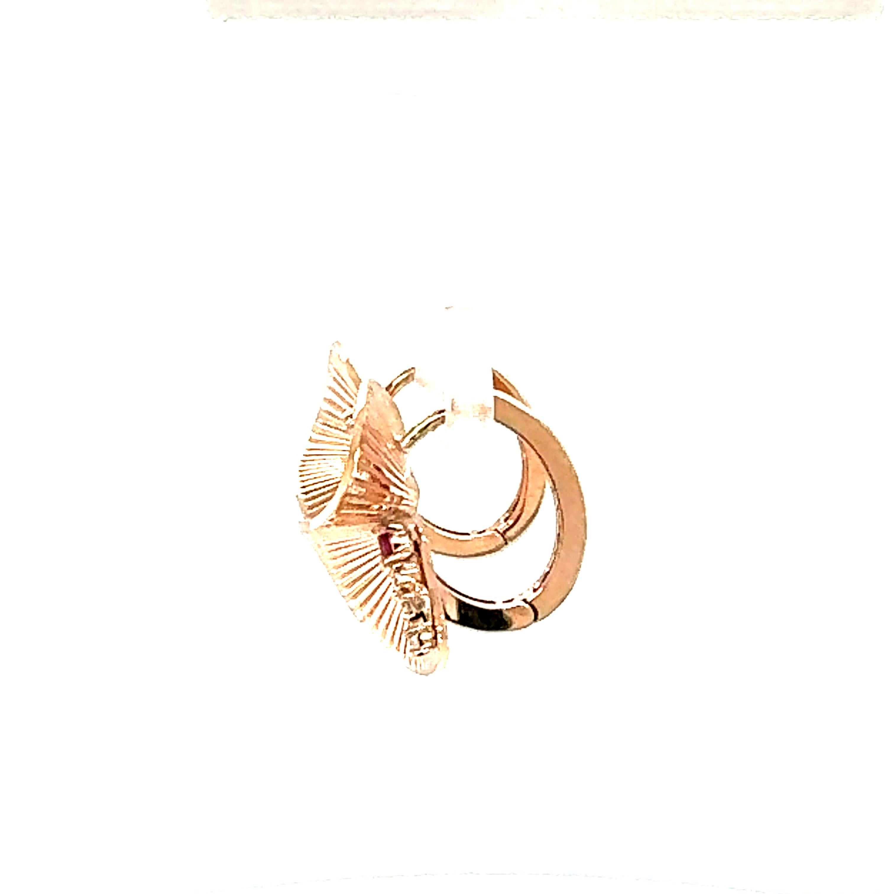 Taille ronde Boucles d'oreilles Art Déco en or rose avec diamant de 0,34 carat en vente