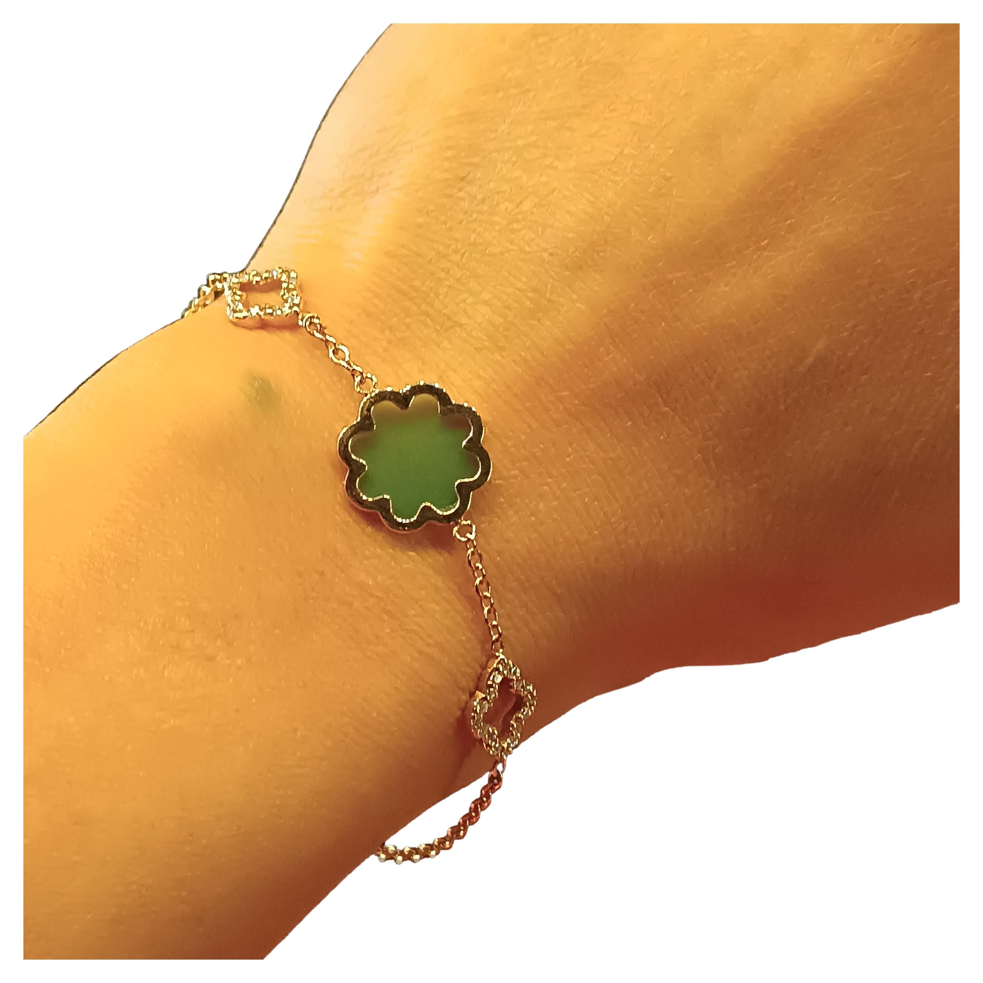 0.34 Carat VS G Color Diamond Rose Gold Grams 3.93 Green Agate Bracelet For Sale