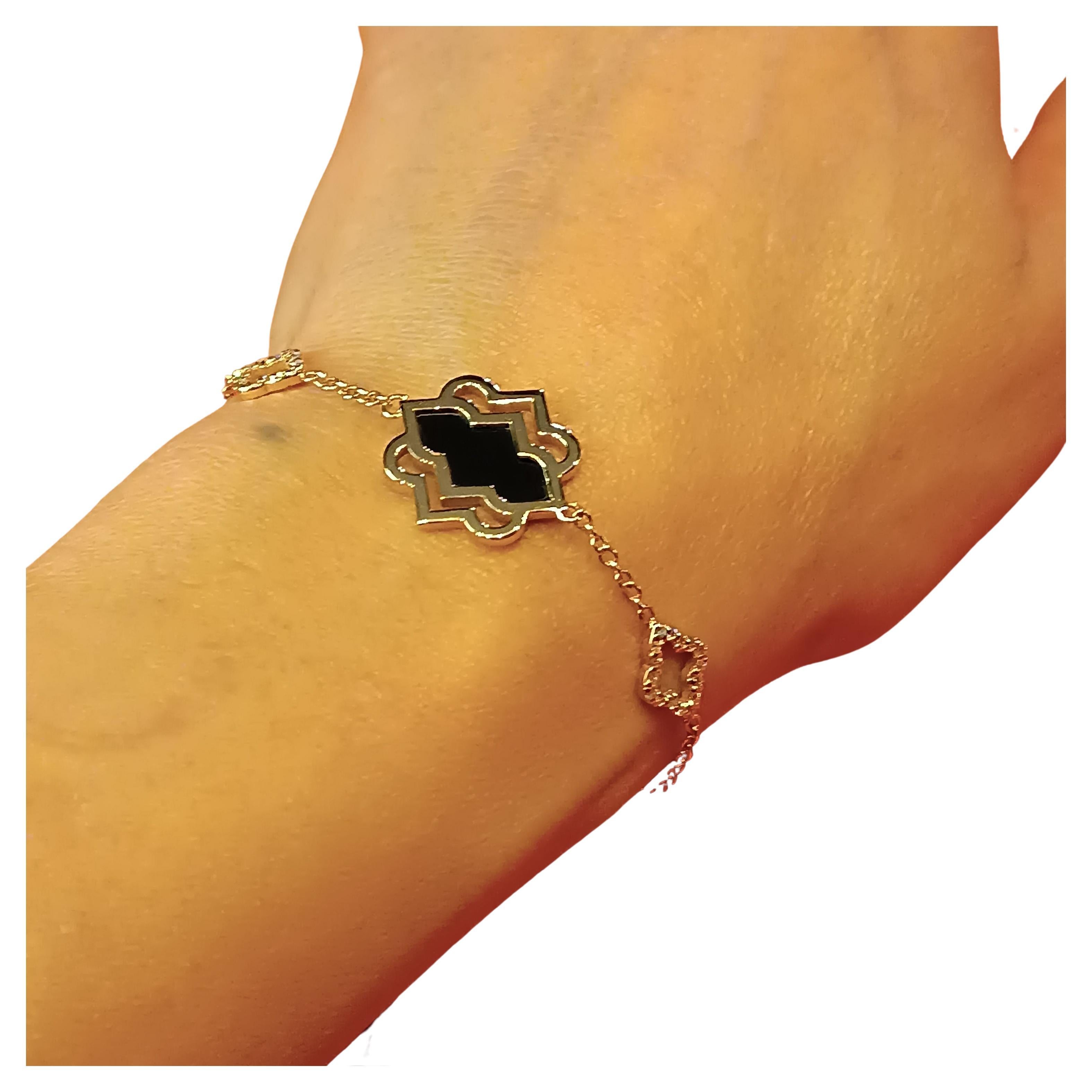 0.34 Carat VS G Color Diamond Rose Gold Grams 5.14 Black Onyx Bracelet For Sale