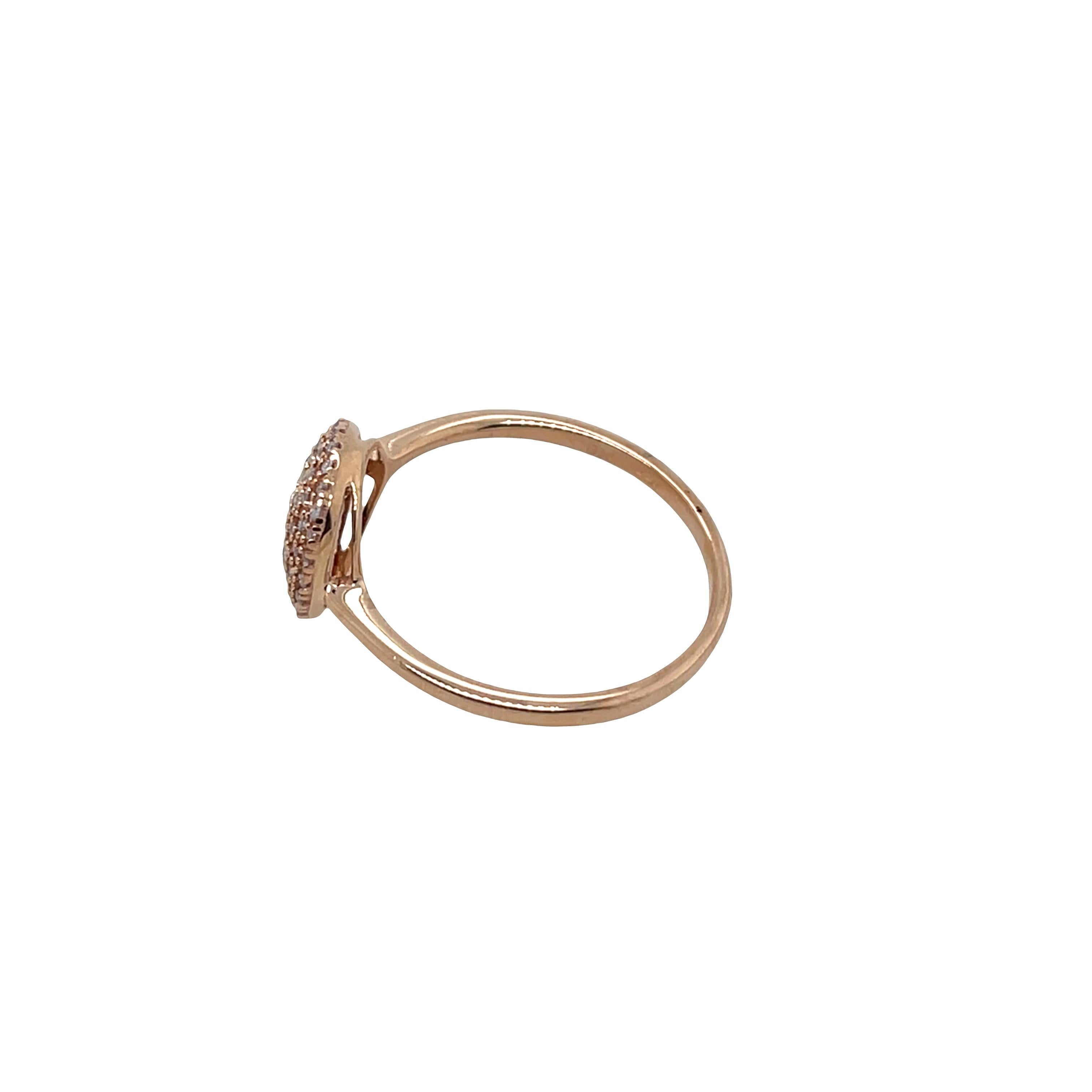 Taglio rotondo Anello con diamanti naturali da 0,34 carati in oro rosa 9 carati in vendita