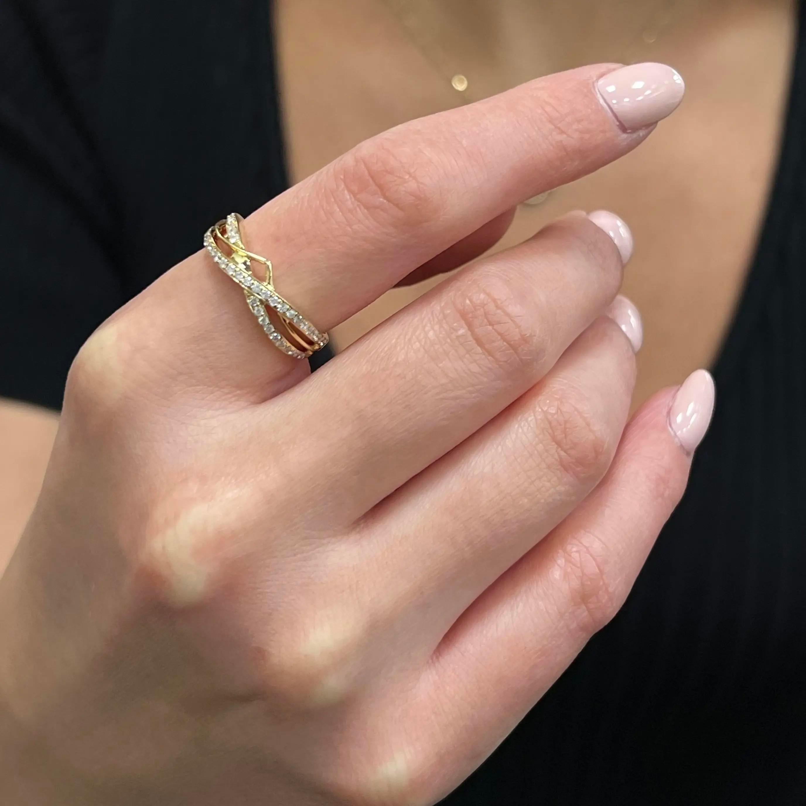 Women's 0.34cttw Pave Set Round Cut Diamond Ladies Ring 14k Yellow Gold For Sale