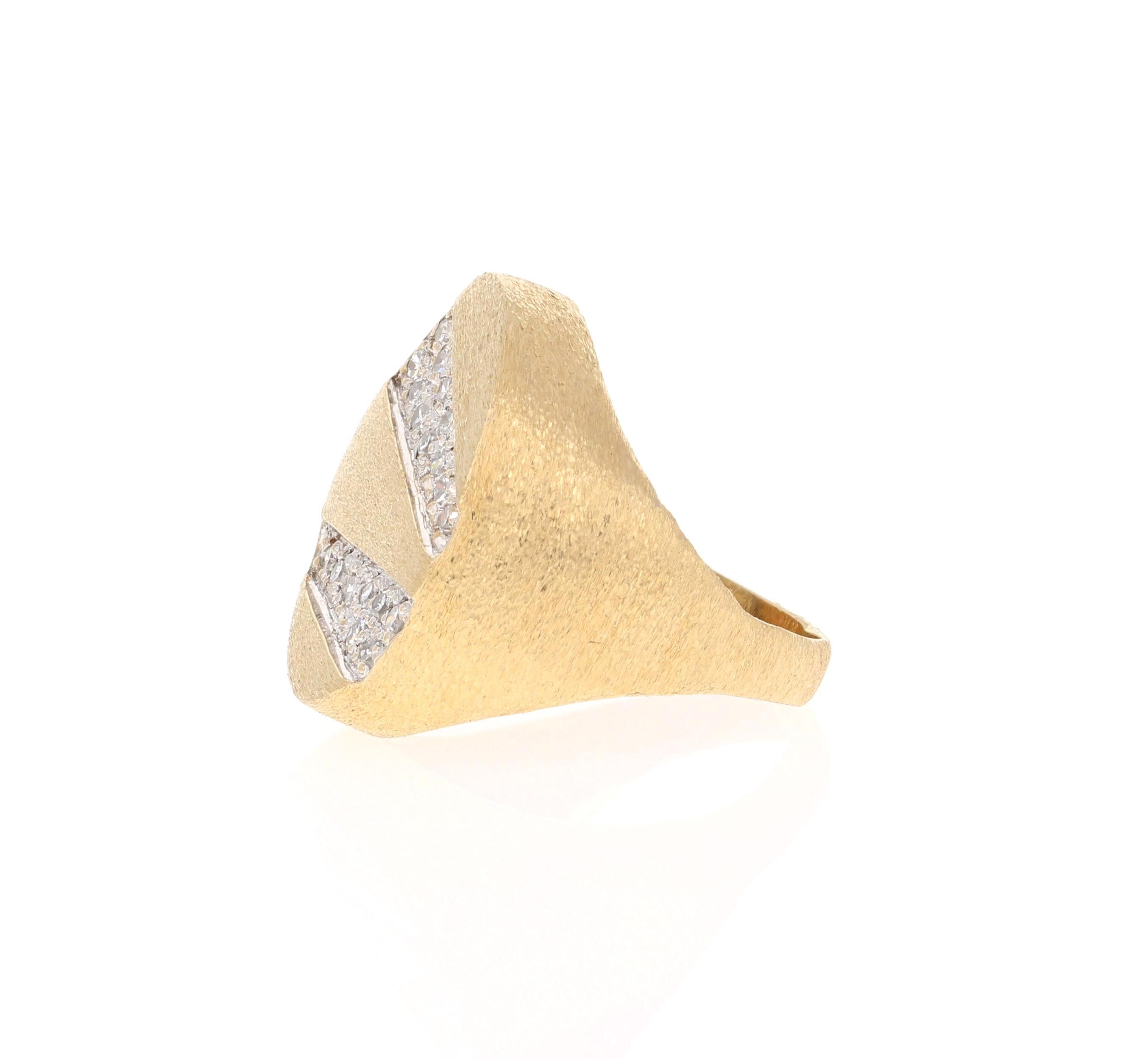 Contemporary 0.35 Carat Diamond 14 Karat Yellow Gold Cocktail Ring For Sale