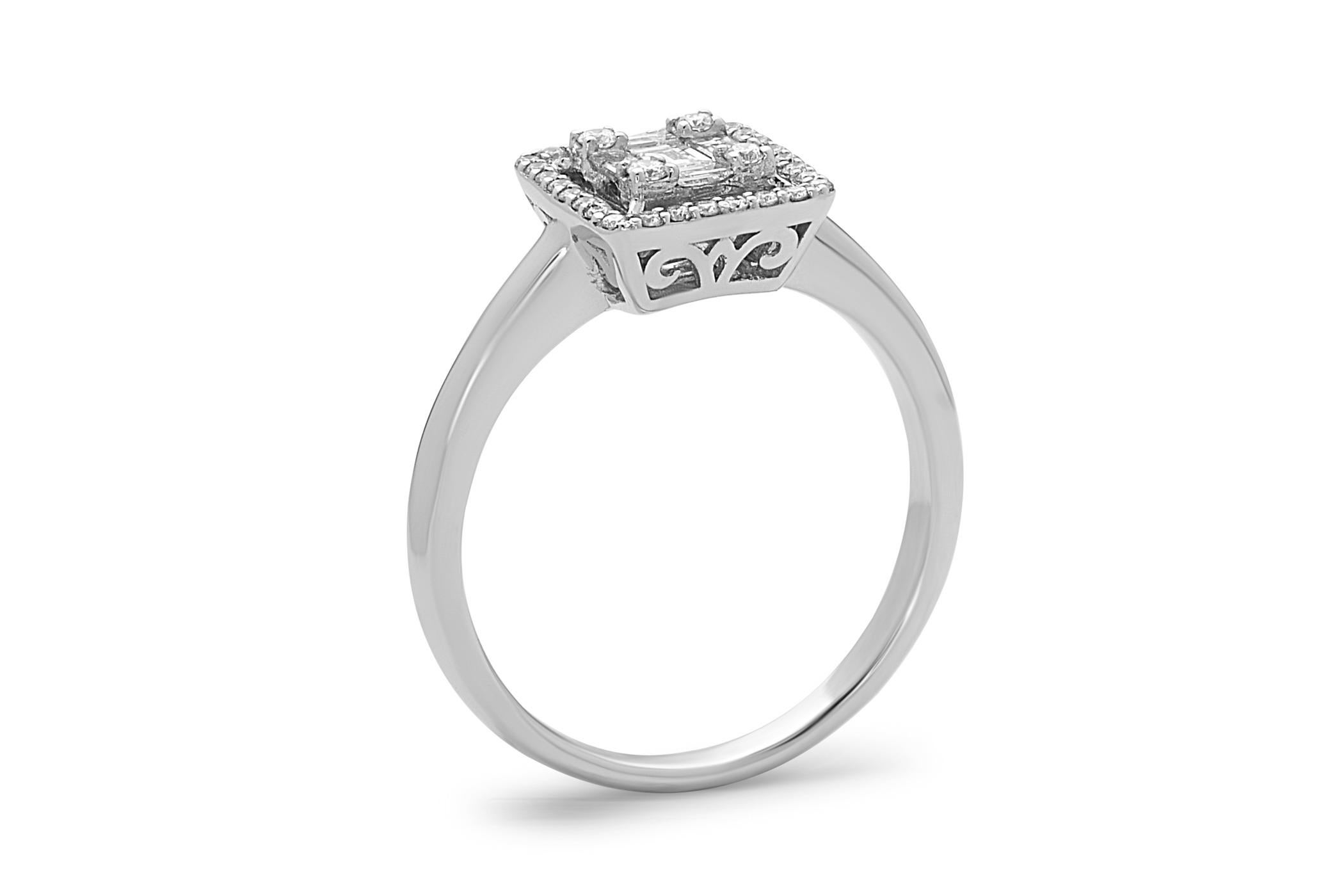 0.35 Carat Emerald Cluster Diamond White Gold Ring In New Condition For Sale In Great Neck, NY