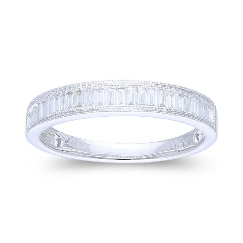 Modern 0.35 Ct Diamonds in 14K White Gold Wedding Band 1981 Classic Collection Ring For Sale