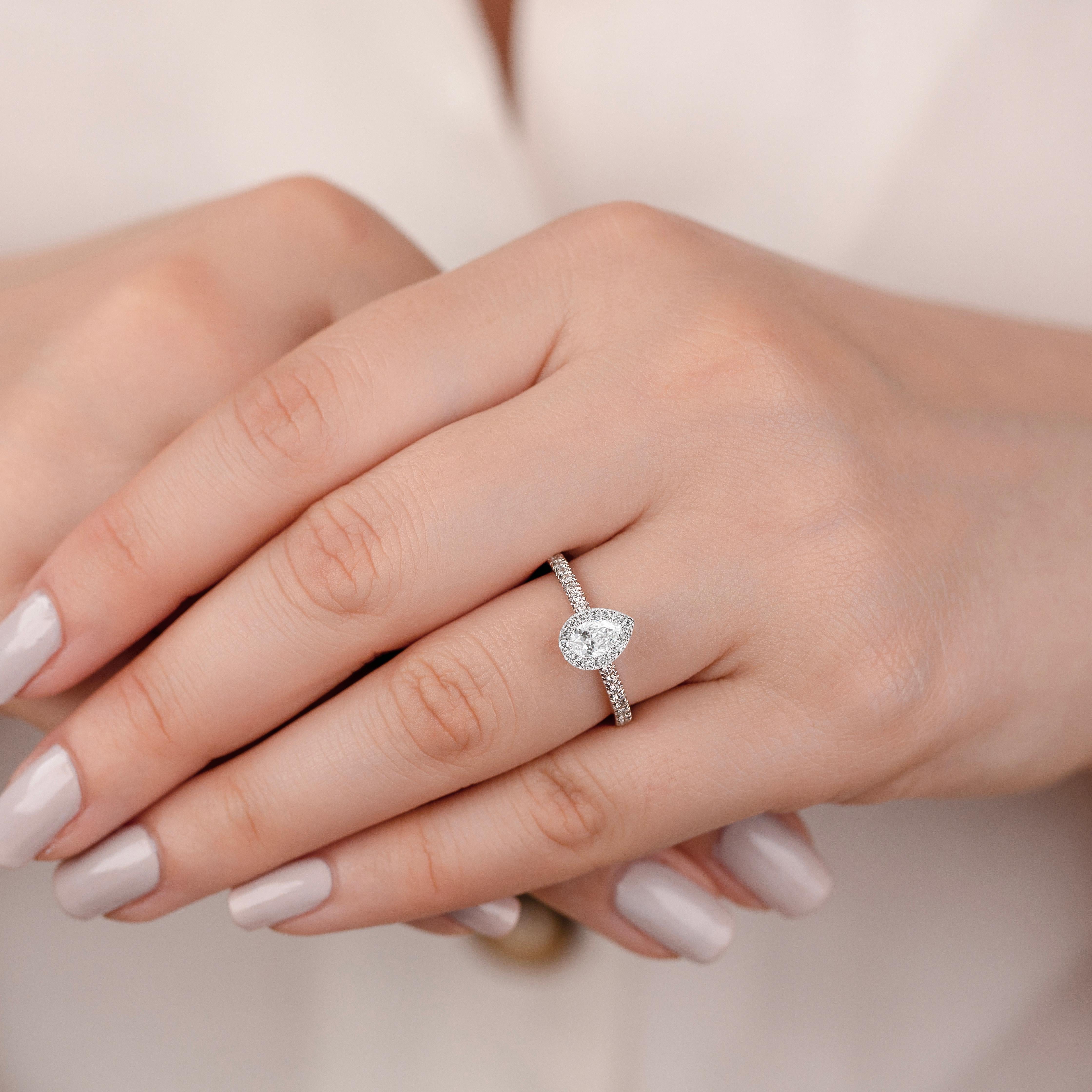 For Sale:  0.35 ct Drop Cut Diamond Solitaire, Diamond Solitaire Ring with Edge Stone 8