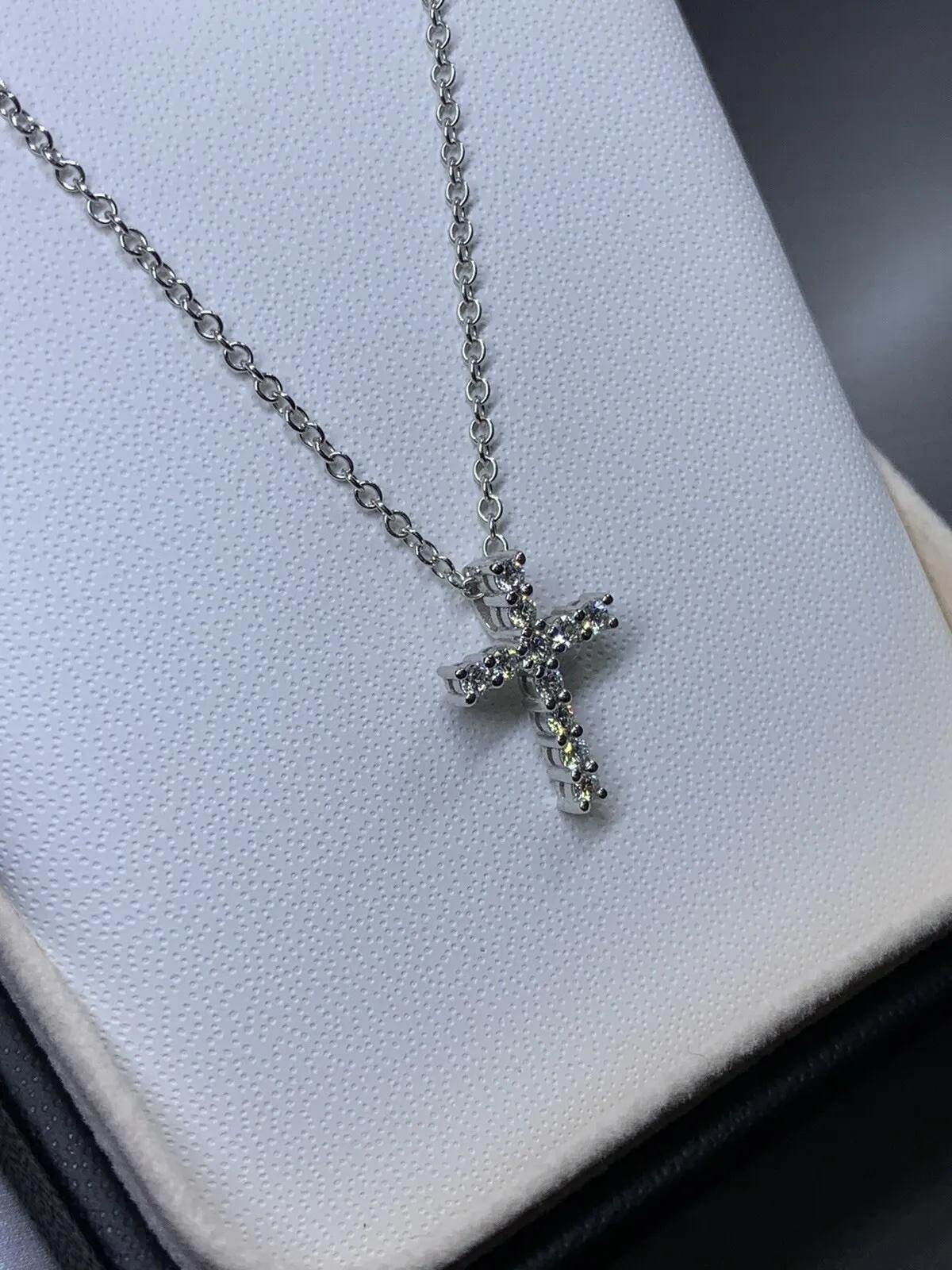 0,35ct Diamond Chunky Cross Anhänger Halskette in 18ct Weißgold 18 Zoll im Angebot 2