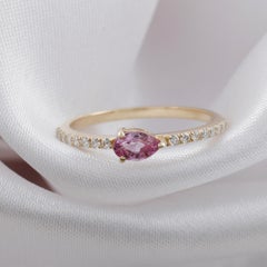 0.36 Carat Pear Pink Sapphire 0.12 Carat SI/H Diamond Ring 10 Karat Yellow Gold