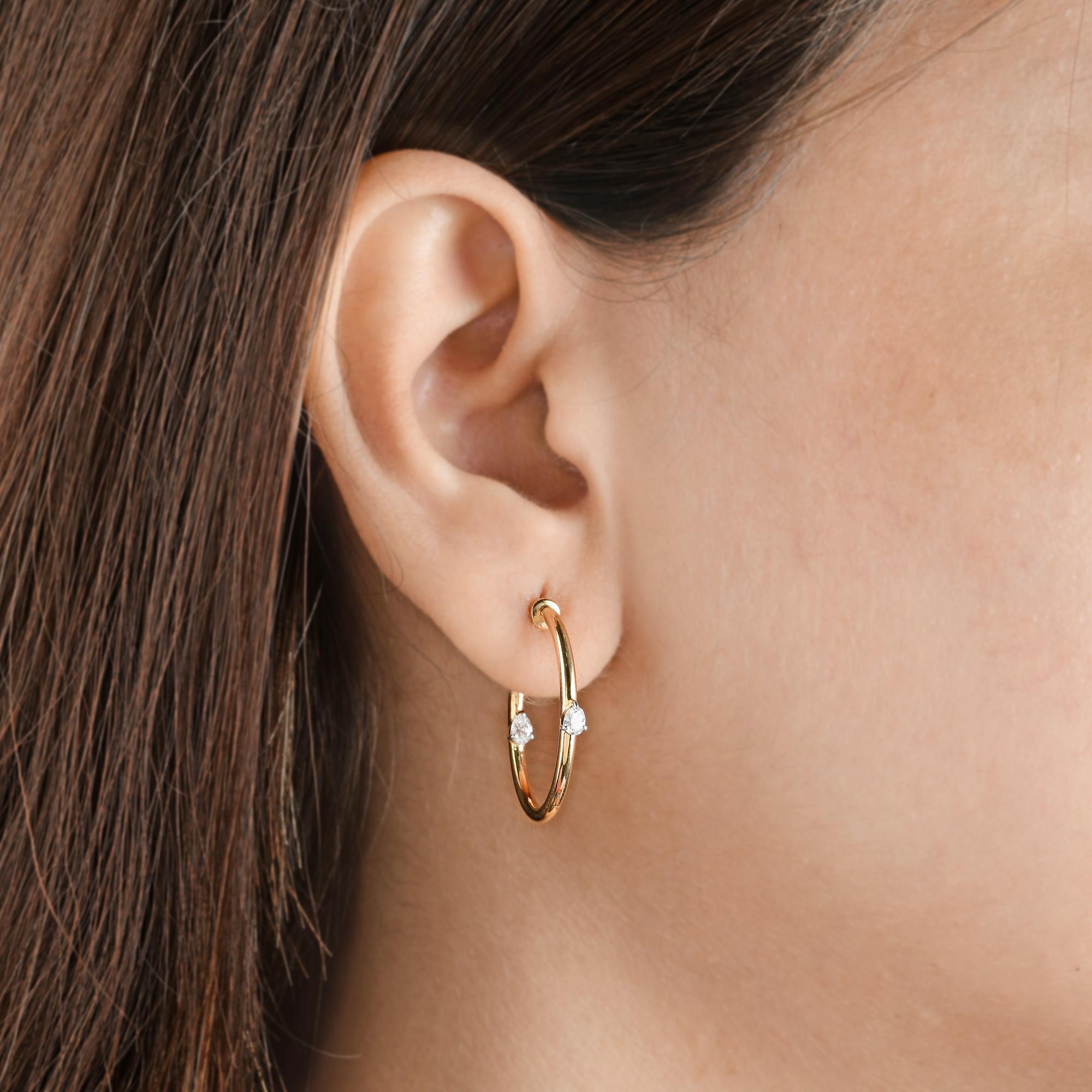 Taille poire 0.36 Carat SI/H Diamant taille poire Brilliante Boucles d'oreilles or jaune 18 carats en vente