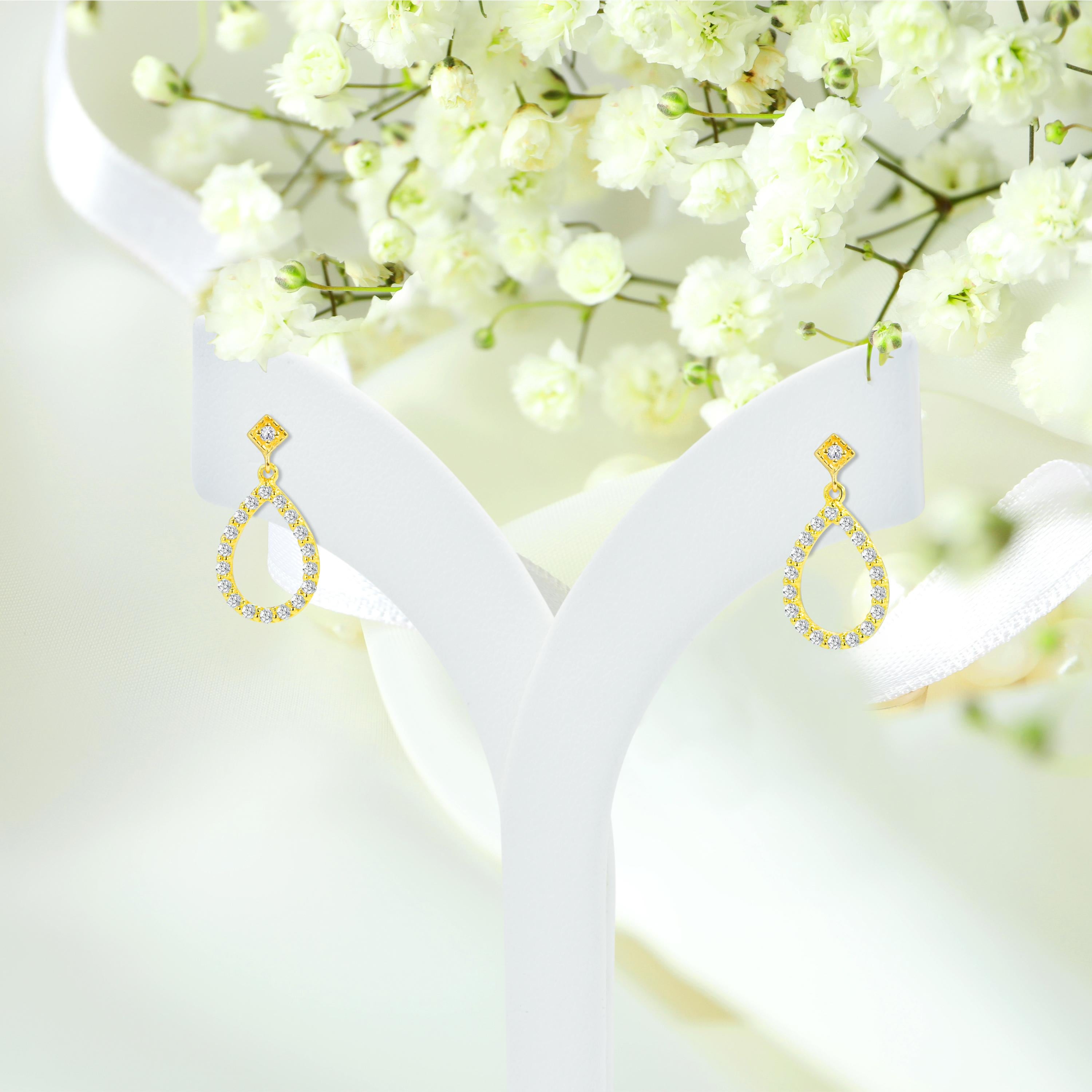 Women's or Men's 0.36ct Diamond Open Pear Studs Earrings in 14k Gold For Sale