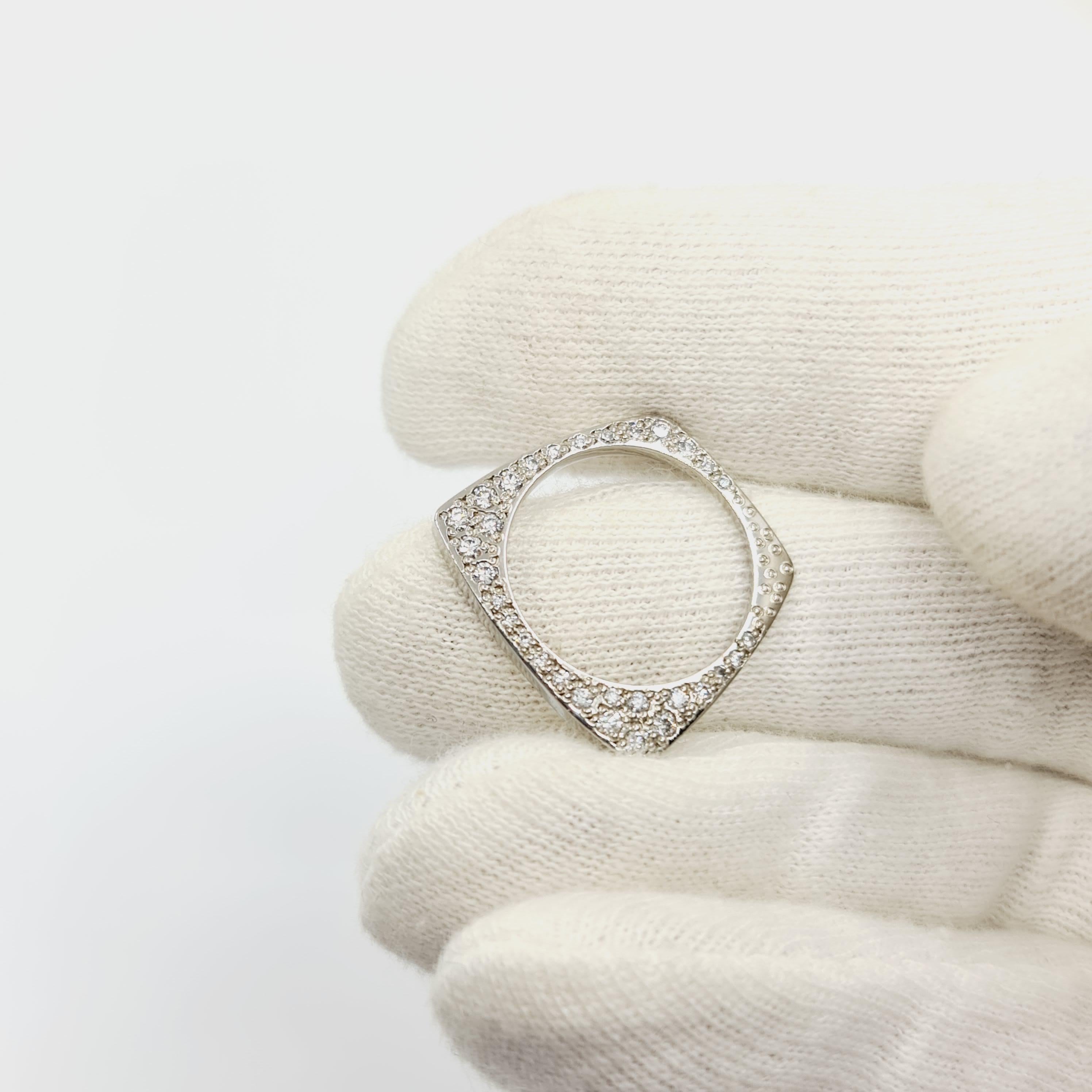 0.365 Carat Diamond Ring G/SI1 18k White Gold, 31 Brilliant Cut Pave Diamonds For Sale 3