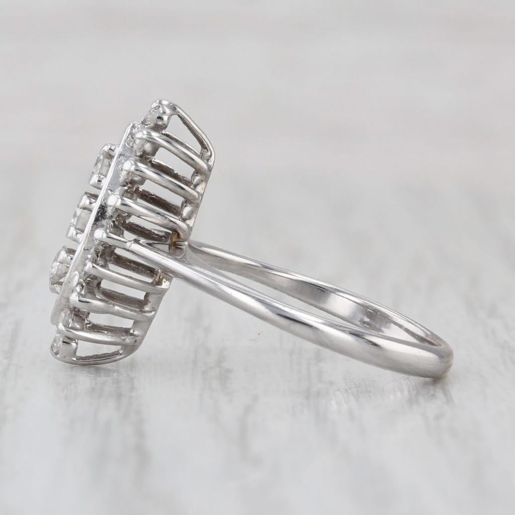 Informazioni sulla gemma:
- Diamanti naturali -
Carati totali - 0,36ctw
Taglio - Brillante rotondo
Colore - F - G
Chiarezza - SI1 - I1

Metallo: oro bianco 14k
Peso: 2,9 grammi 
Timbri: 14kt
Altezza della faccia: 16.8 mm 
Altezza sopra il dito: 6.8