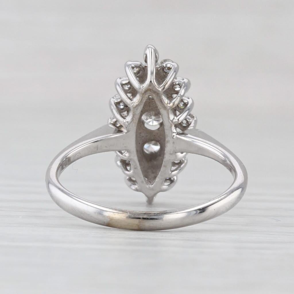 Taglio marquise Anello aureolato con diamanti da 0,36 carati in oro bianco 14k, misura 6, fidanzamento a forma di marquise in vendita