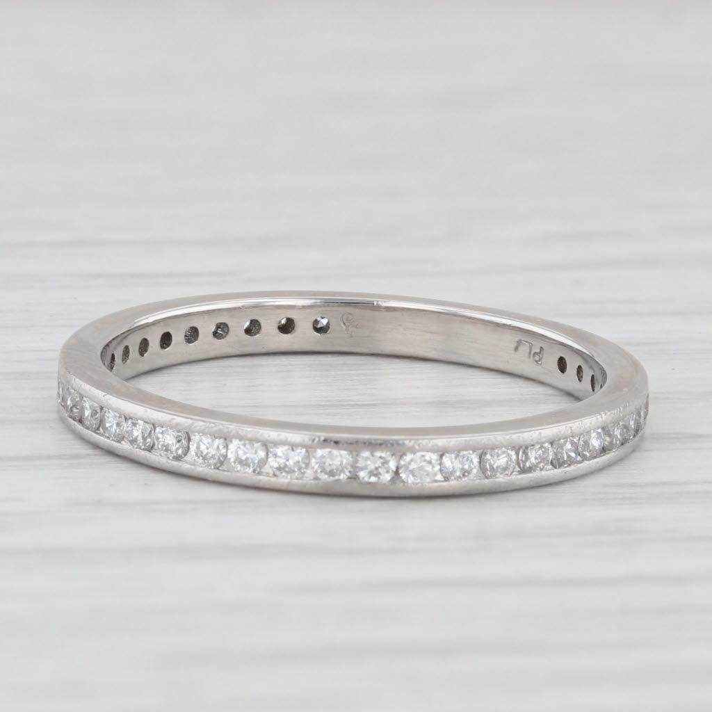 Round Cut 0.36ctw Diamond Wedding Band 900 Platinum Stackable Ring For Sale