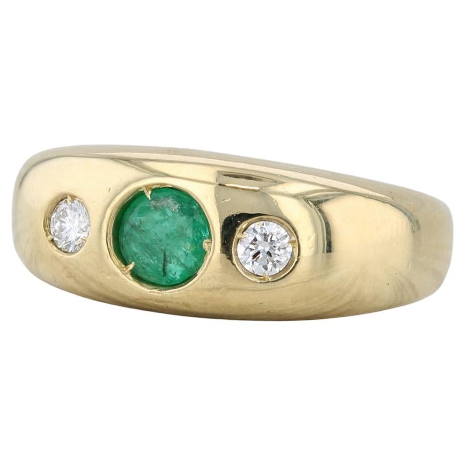 0.36ctw Emerald Diamond 3-Stone Ring 18k Yellow Gold Size 6.5 For Sale