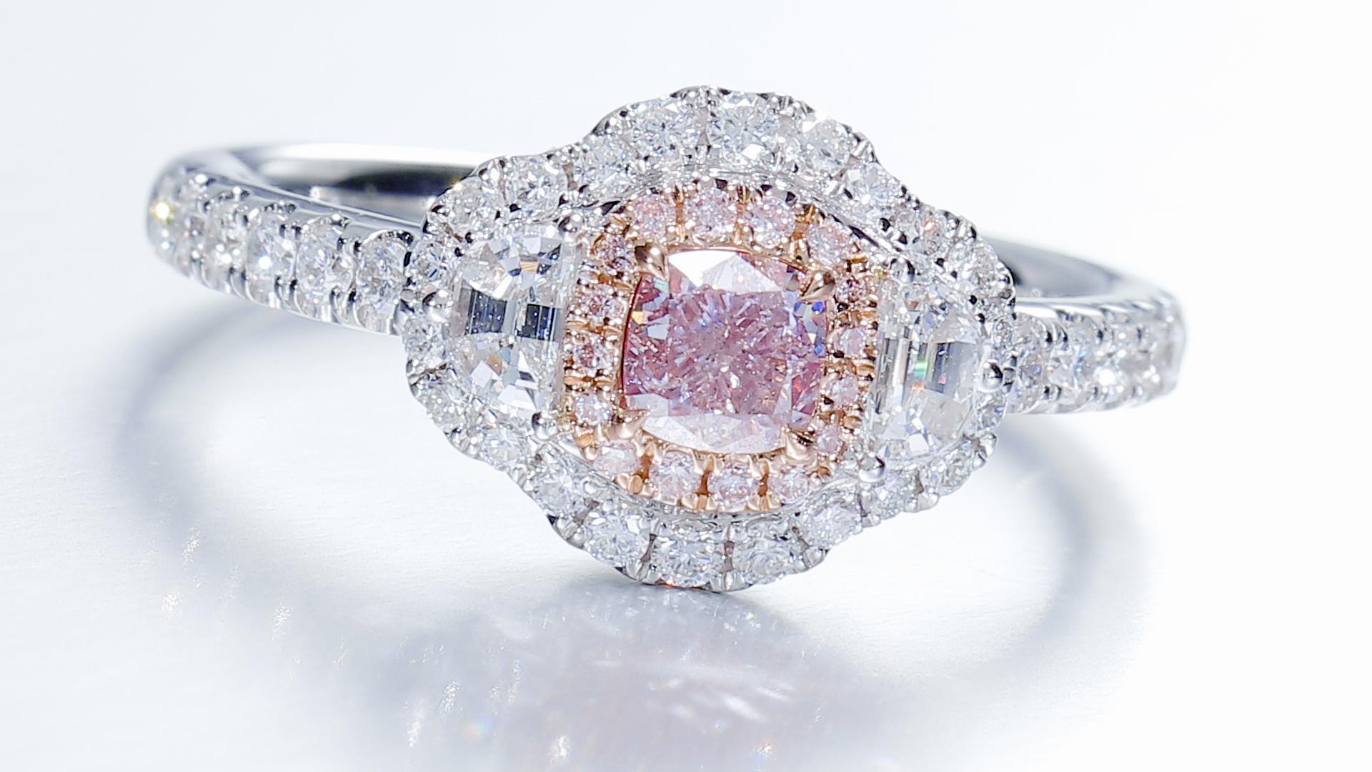 Cushion Cut 0.37 carat Fancy Pink Cushion Diamond Ring For Sale