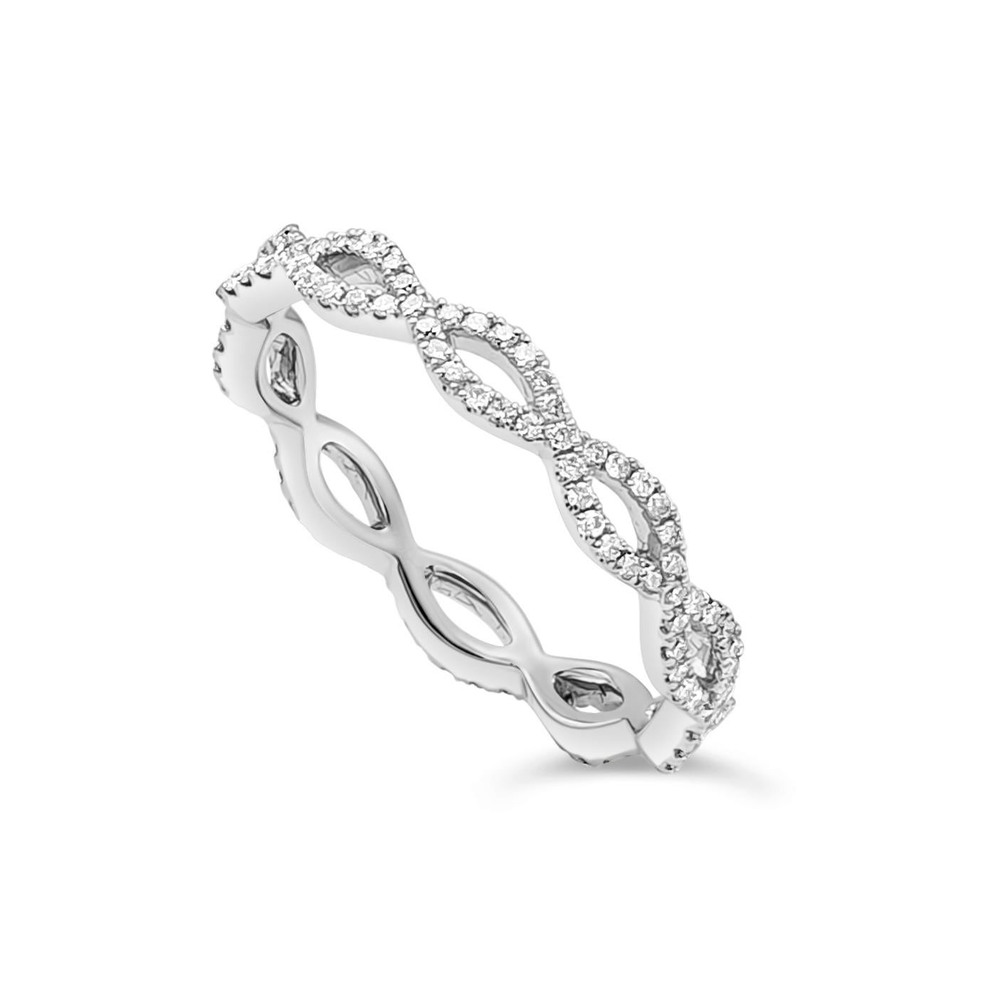 Ein antik anmutender, handgefertigter Unendlichkeitsring mit einer Reihe von 130 Diamanten in runder Brillantform, die sich in einem bandförmigen Design überkreuzen, mit einem Gesamtgewicht von 0,37 Karat, Farbe FG, Reinheit VS-SI. Fein gearbeitet