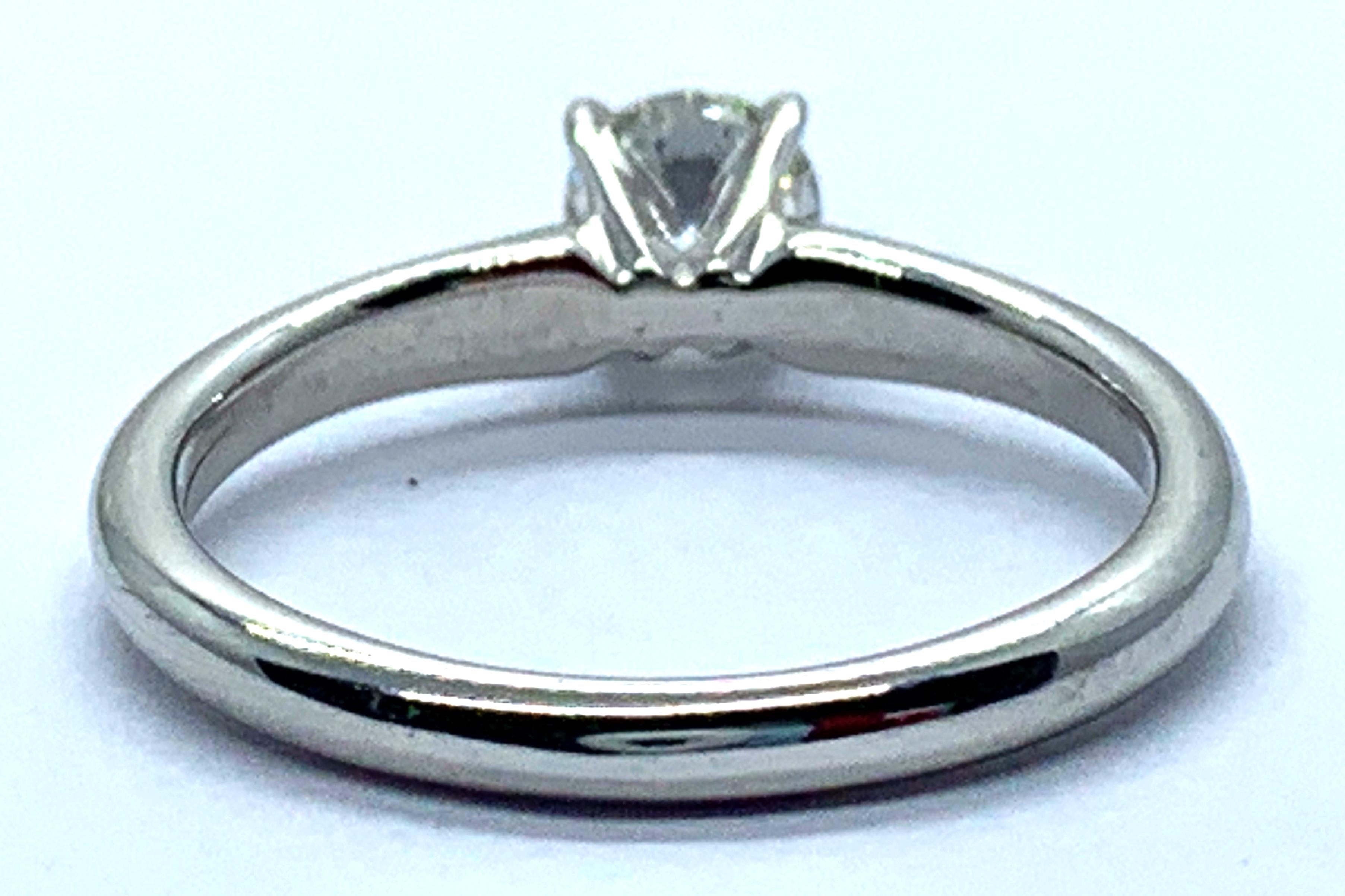 Round Cut 0.37 Diamond Round Solitaire For Sale