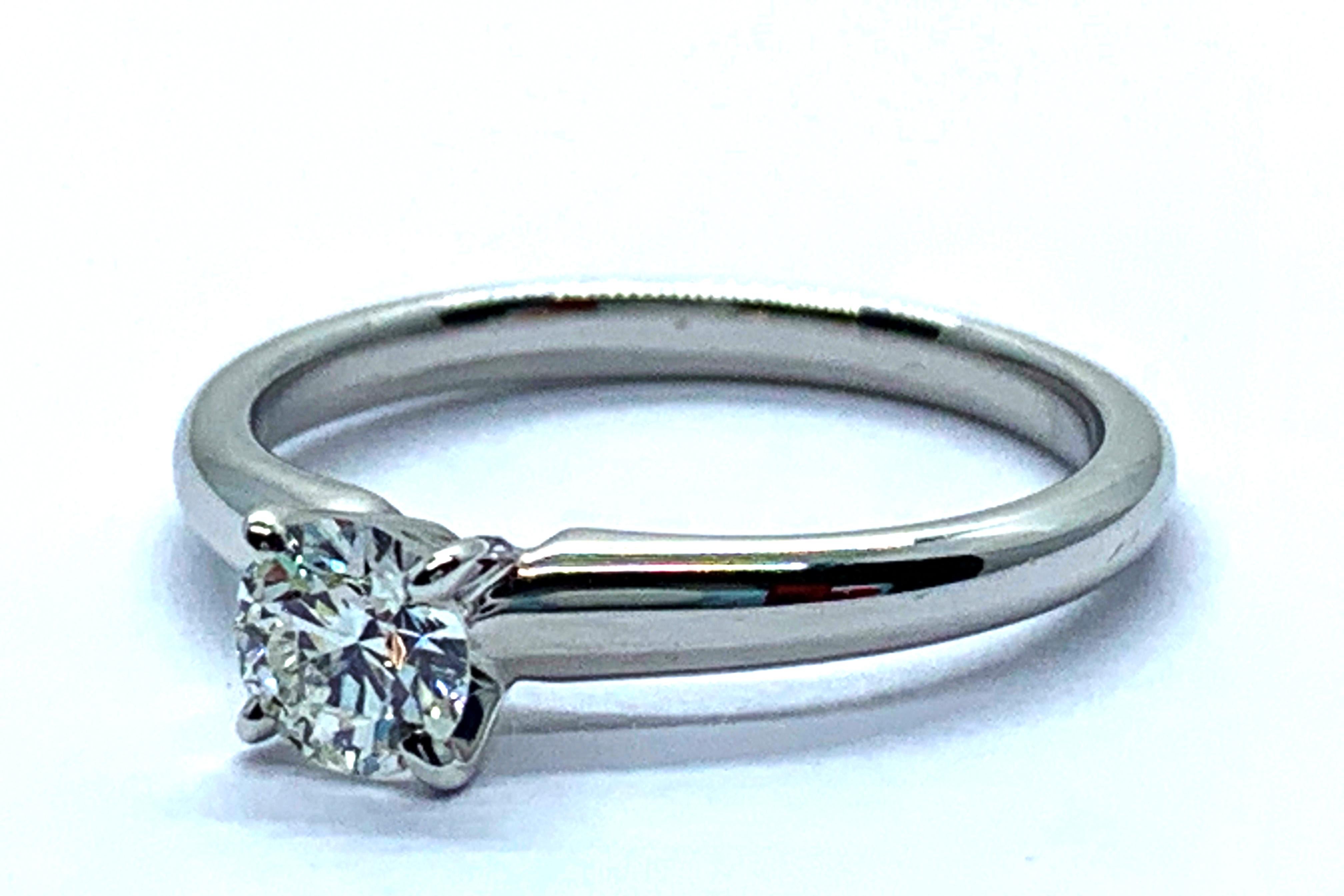 0.37 Diamond Round Solitaire In Excellent Condition For Sale In Overland Park, KS