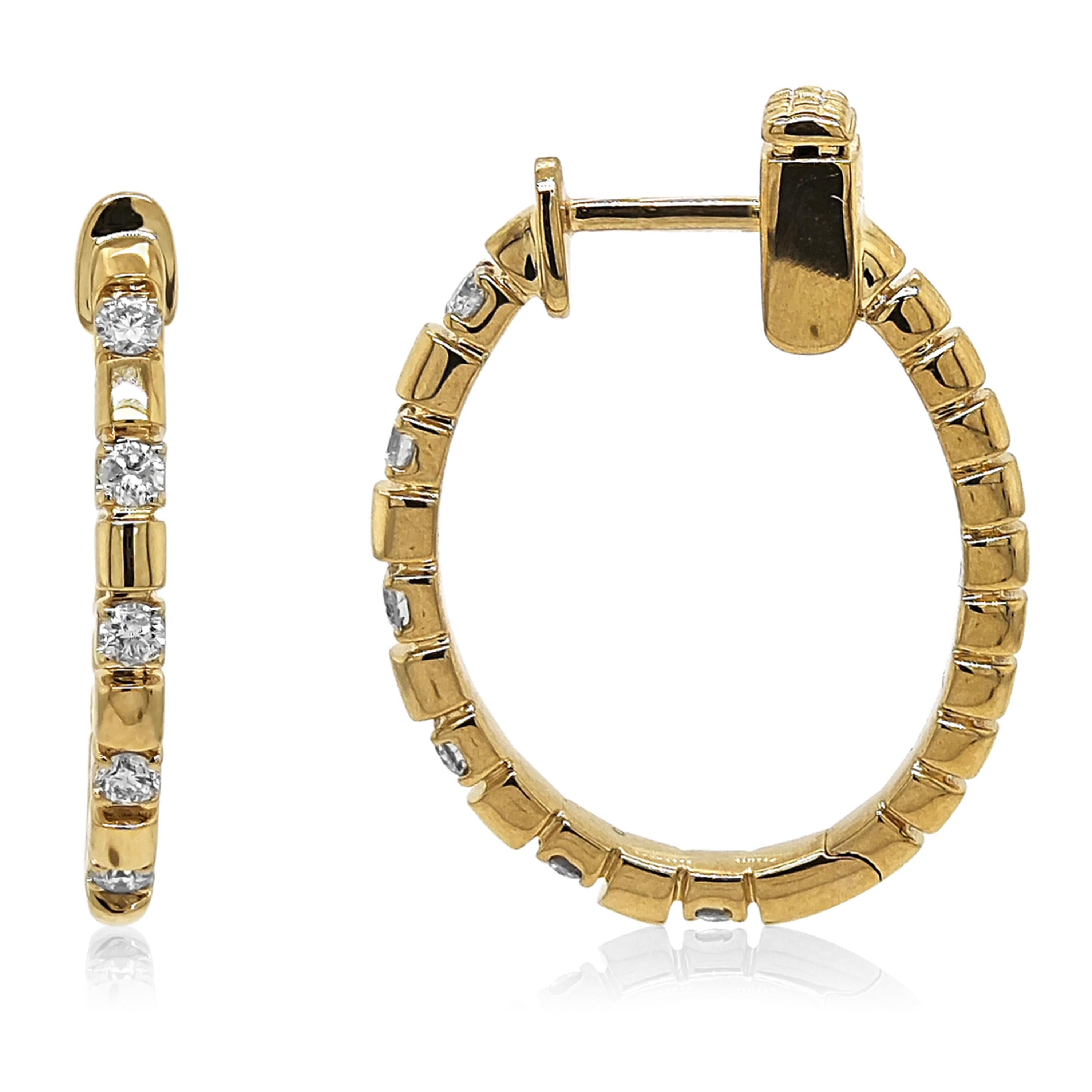 Taille ronde Boucles d'oreilles en or jaune avec diamants blancs de 0,37 carat en vente