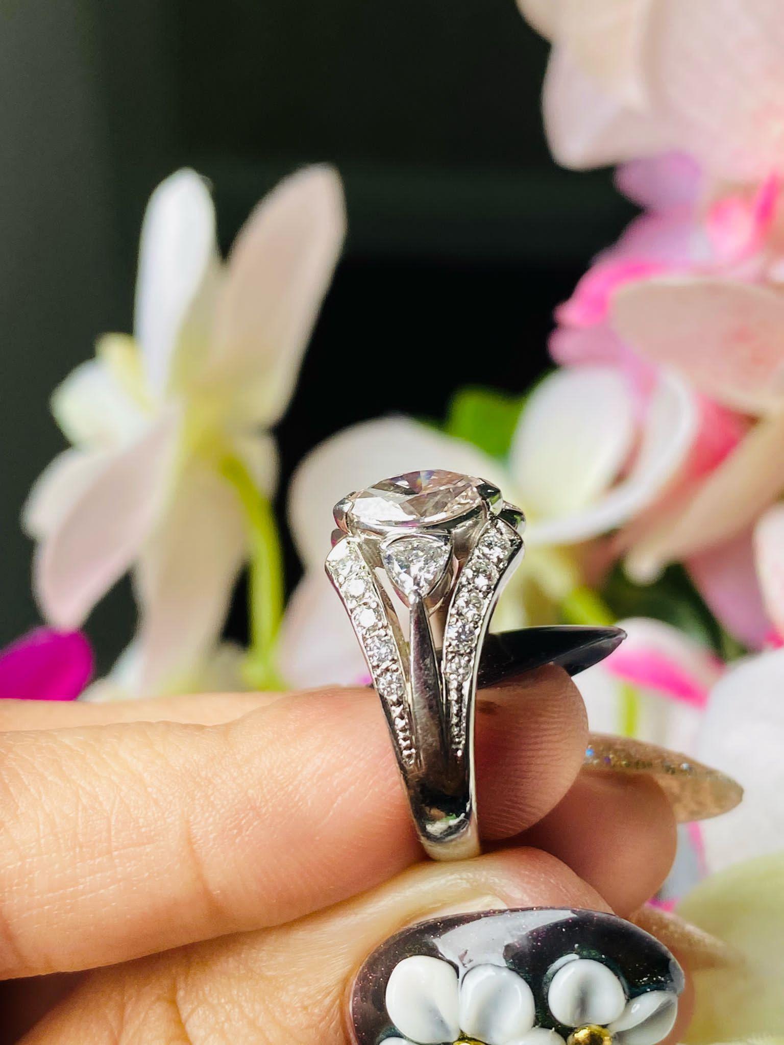 0.377 Carat Fancy Pink SI1 Clarity Diamond Ring For Sale 5