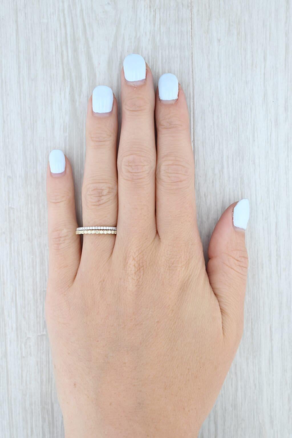 0.37ctw Diamond Wedding Band 14k White Yellow Gold Size 5.25 Stackable en vente 3