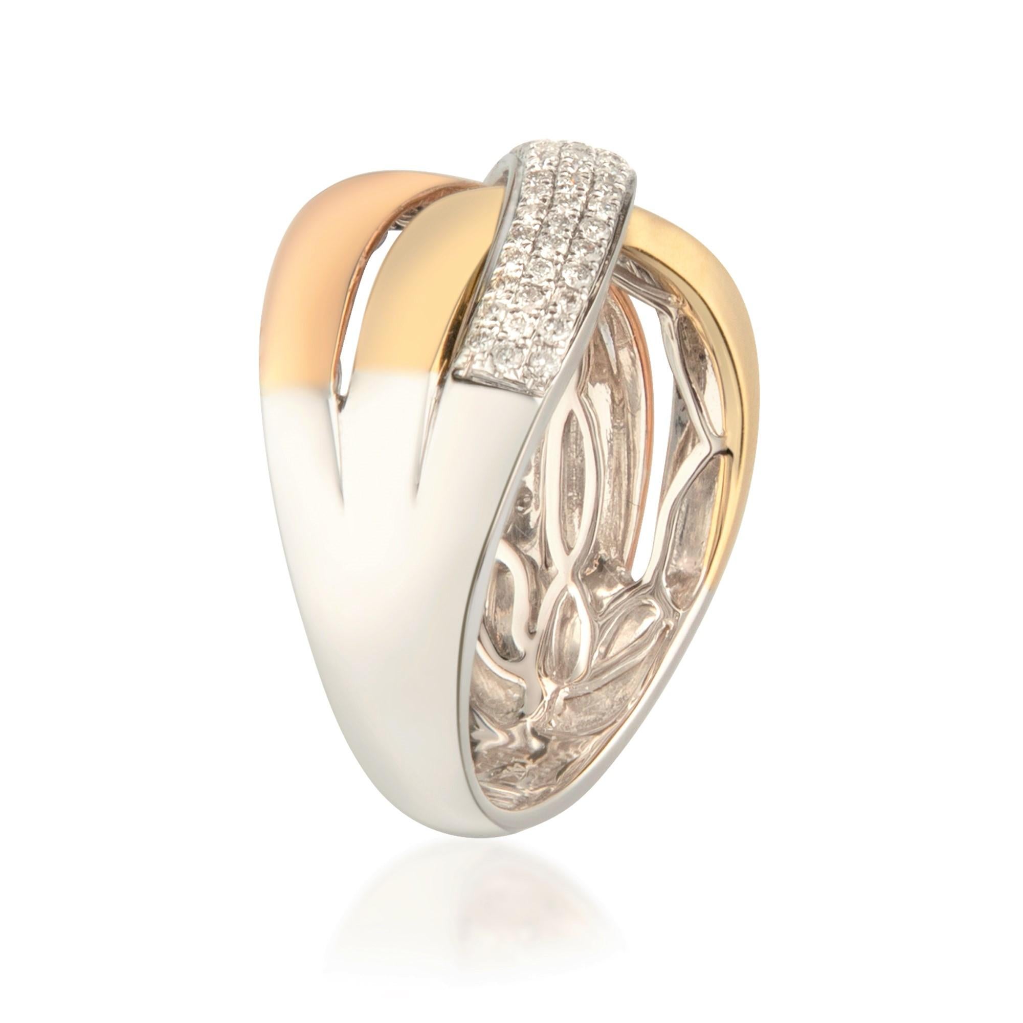 Art Deco 0.38 Carat Diamond 14 Karat Three-Tone Gold Band Ring