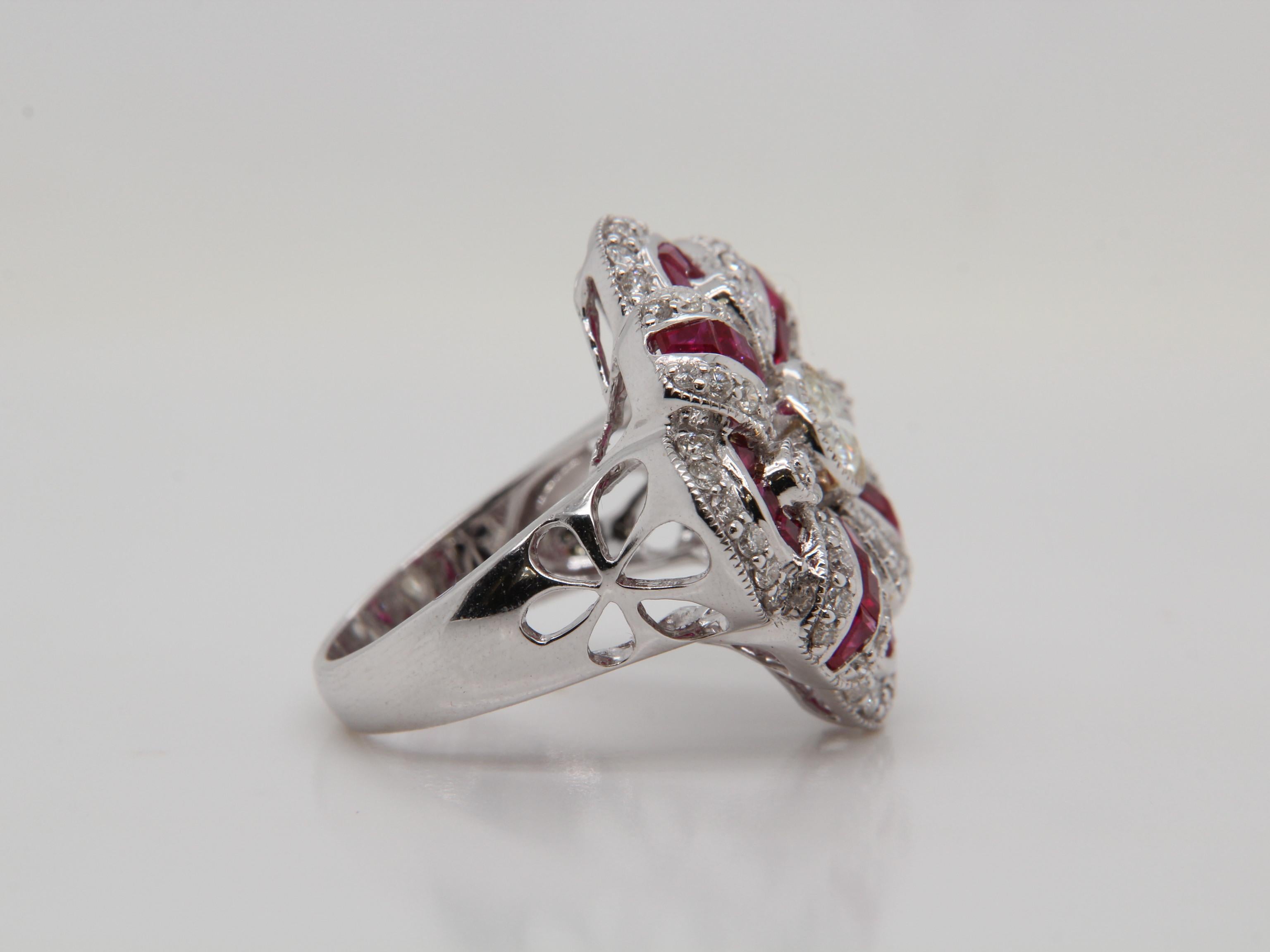 0,38 Karat Diamant und Rubin 18 Karat Gold Ring im Zustand „Neu“ in Bangkok, TH