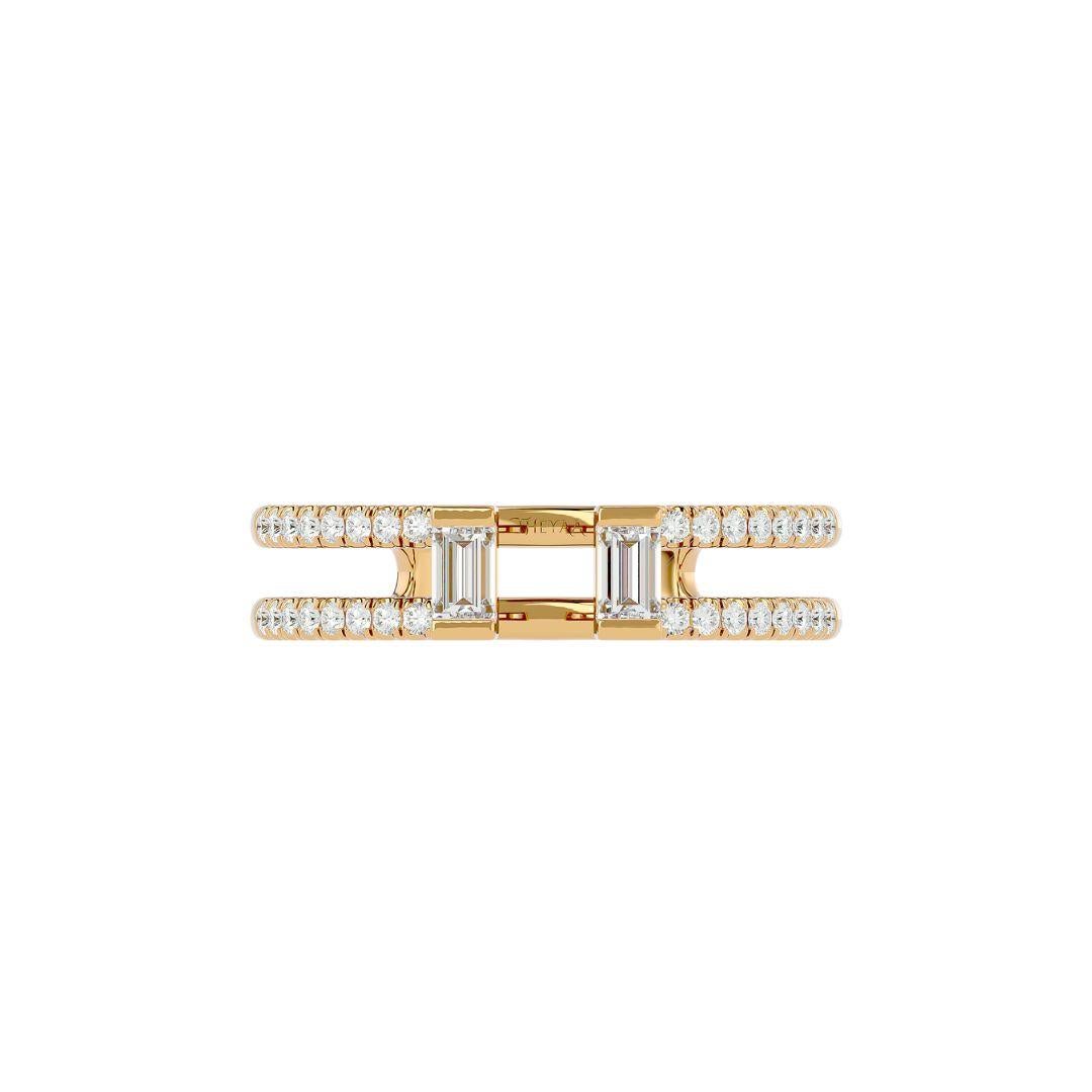 Taille baguette Bague de fiançailles à double ligne en or 18 carats avec diamants baguettes de 0,38 carat en vente