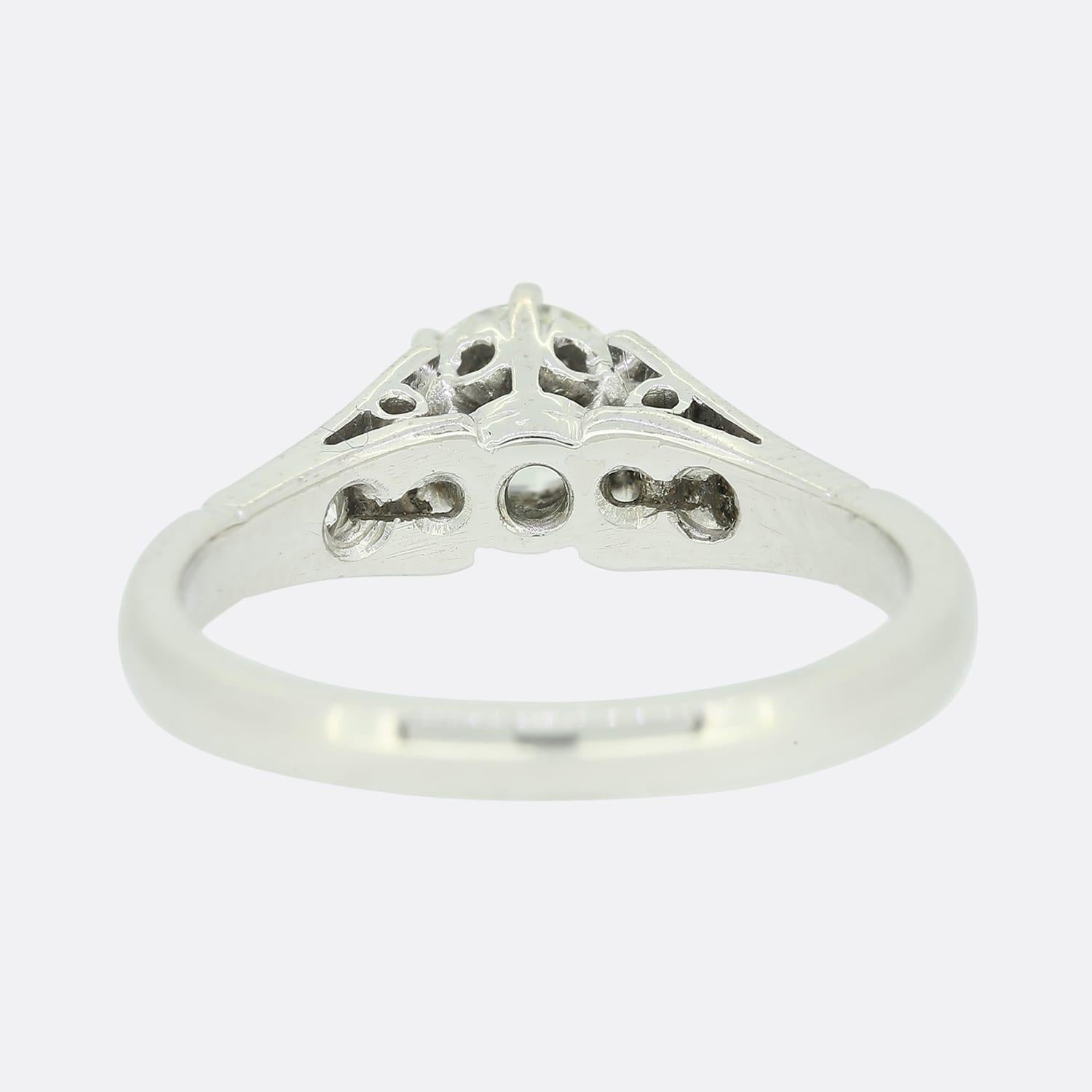 0,38 Karat Diamant Solitär Verlobungsring (Brillantschliff) im Angebot