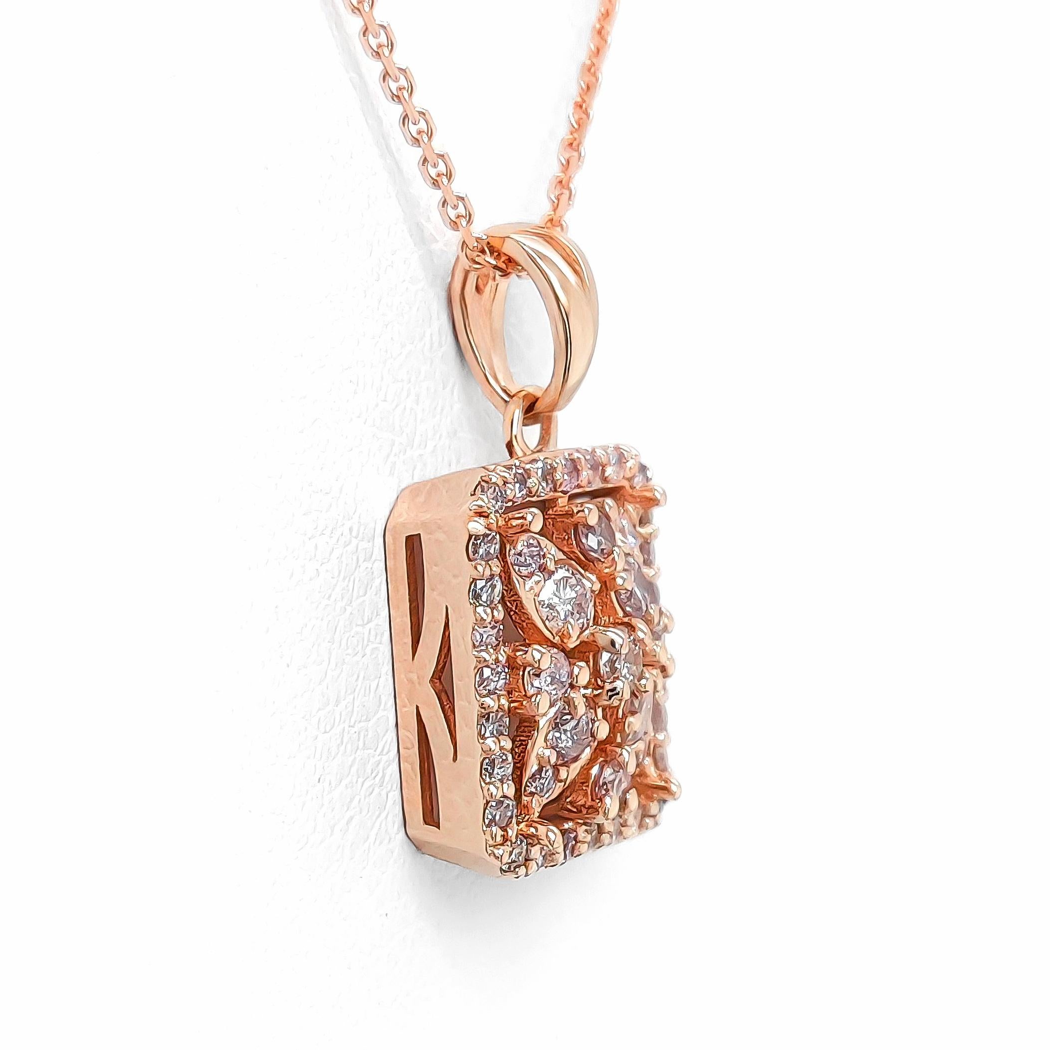 *NO RESERVE* 0.38CT Round Fancy Pink Diamond 14k Rose Gold Pendant Necklace   In New Condition For Sale In Ramat Gan, IL