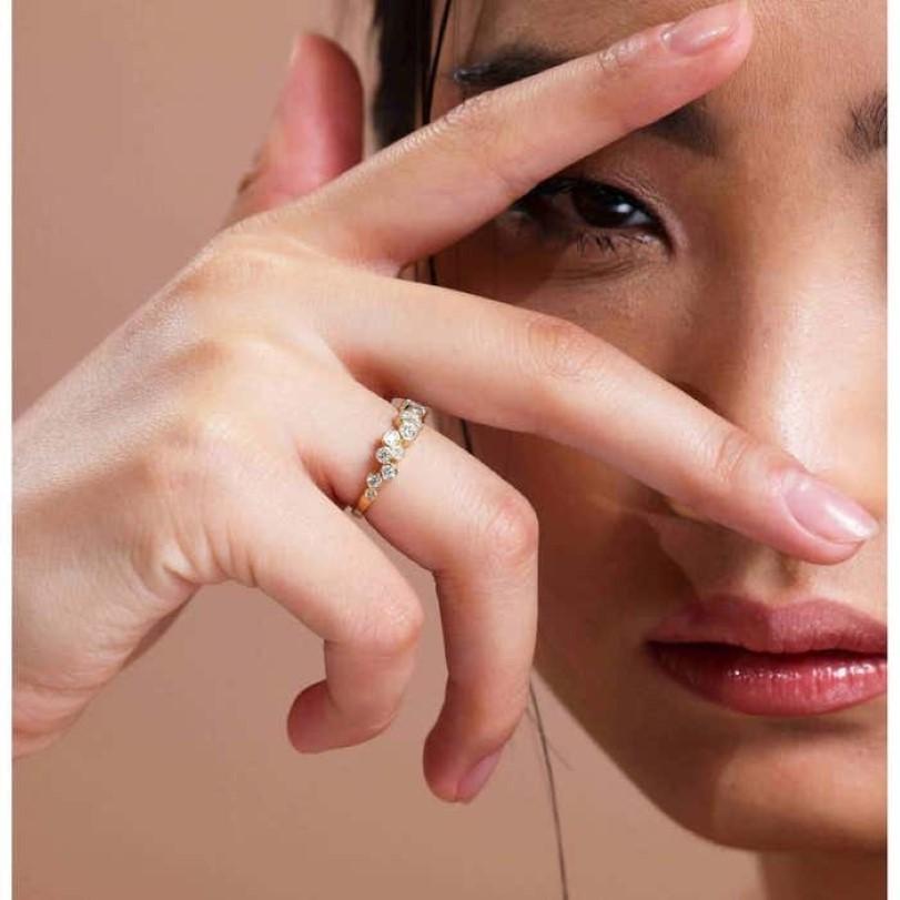 Taille ronde Bague à chaton de 0,38 ct de diamant en vente