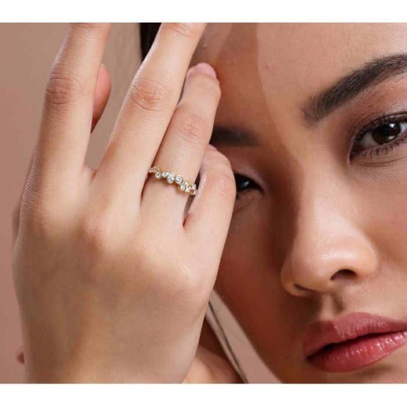 Bague à chaton de 0,38 ct de diamant en vente 2