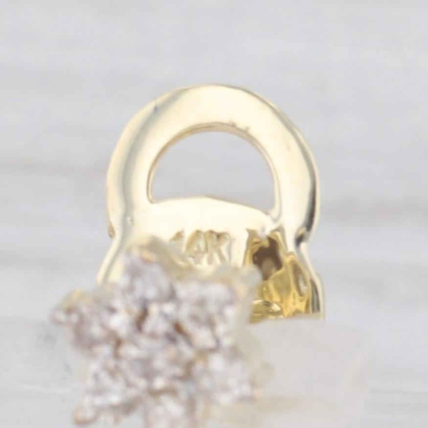 Orecchini pendenti di perle dorate coltivate con diamanti da 0,38 carati in oro giallo 14k In condizioni buone in vendita a McLeansville, NC