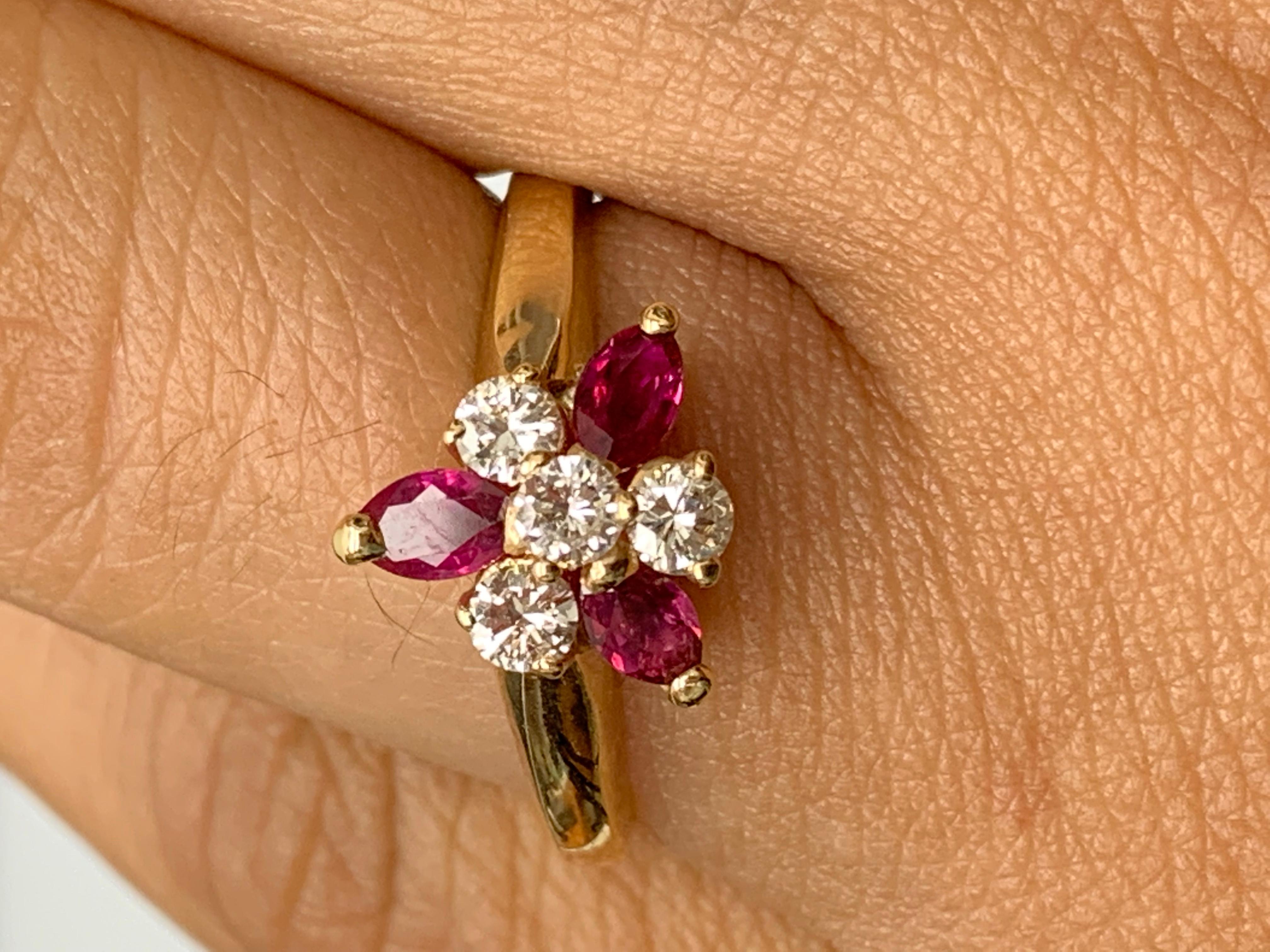 Anillo de oro amarillo de 14 quilates con diamantes y rubí talla brillante de 0,39 quilates en venta 2