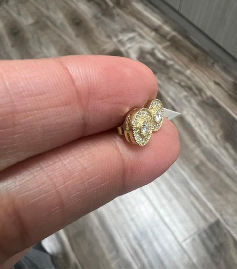 Orecchini con diamante da 0,39 carati in oro giallo 14 carati in vendita 2
