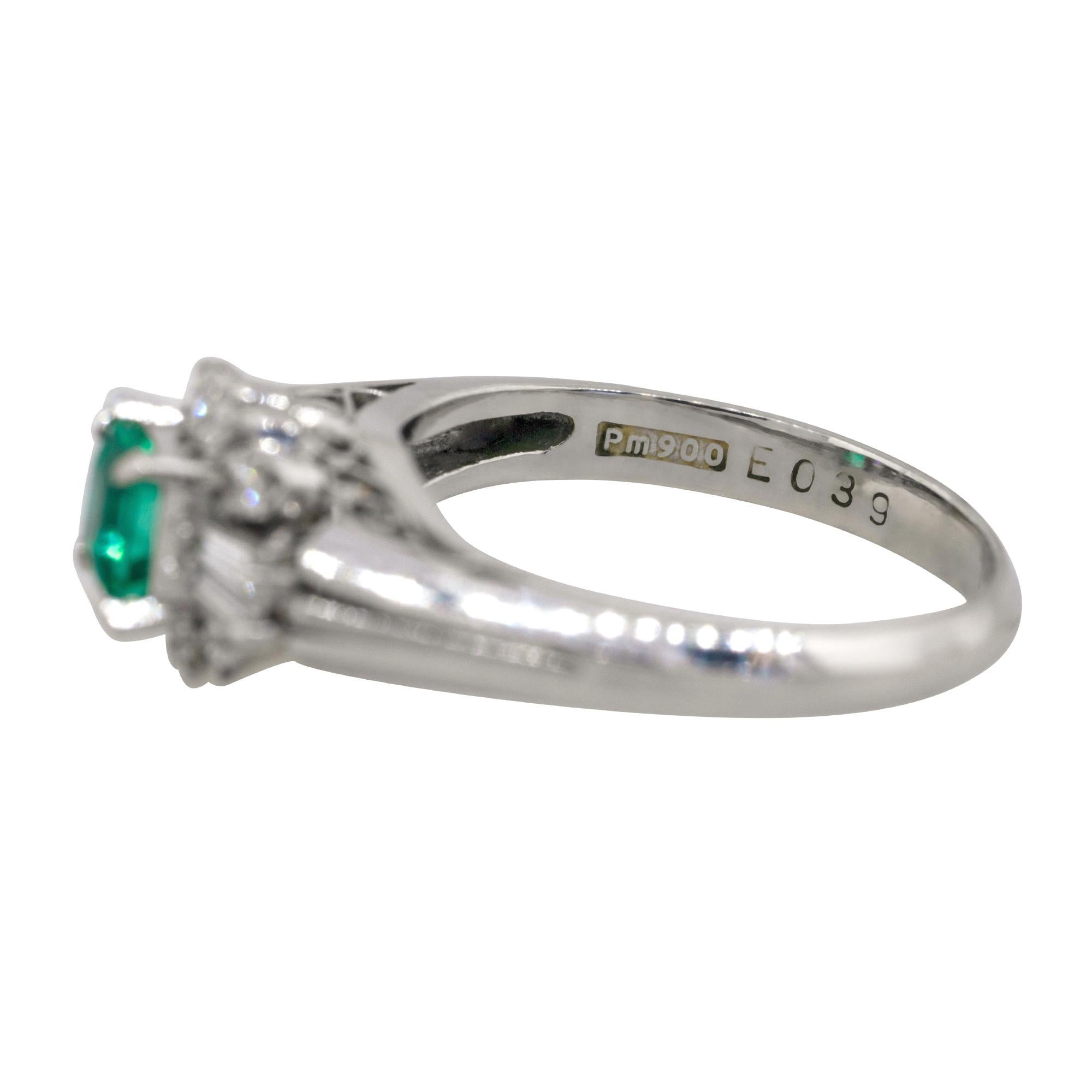 0.39 Carat Emerald Center Diamond Cocktail Ring Platinum in Stock In New Condition For Sale In Boca Raton, FL