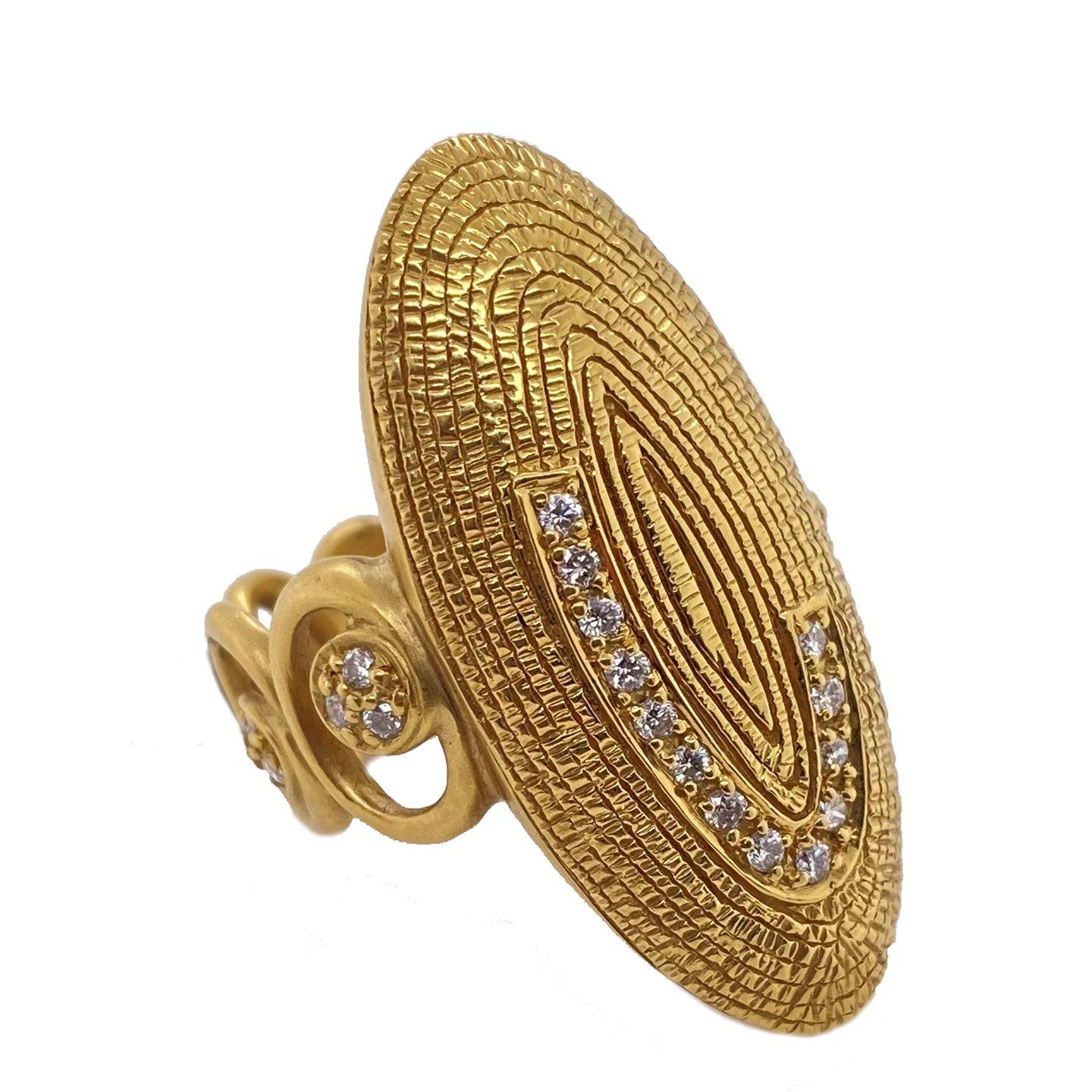 Ovaler Ring mit 0,39 Karat Diamanten im Rosenschliff aus 20 Karat Gelbgold für Damen oder Herren im Angebot