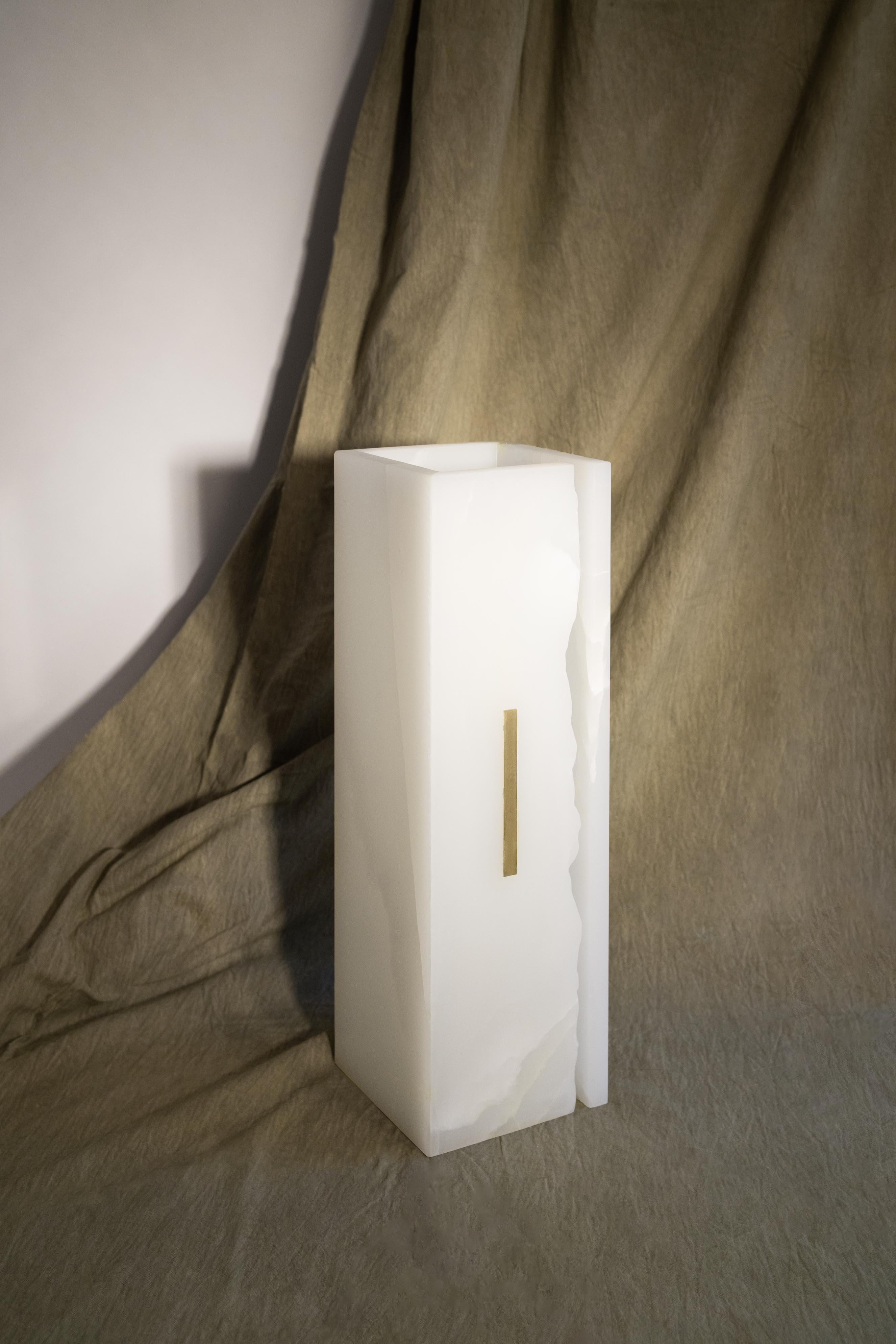 XXIe siècle et contemporain 03C Sculpture Onix blanc pur de Marie Jeunet en vente