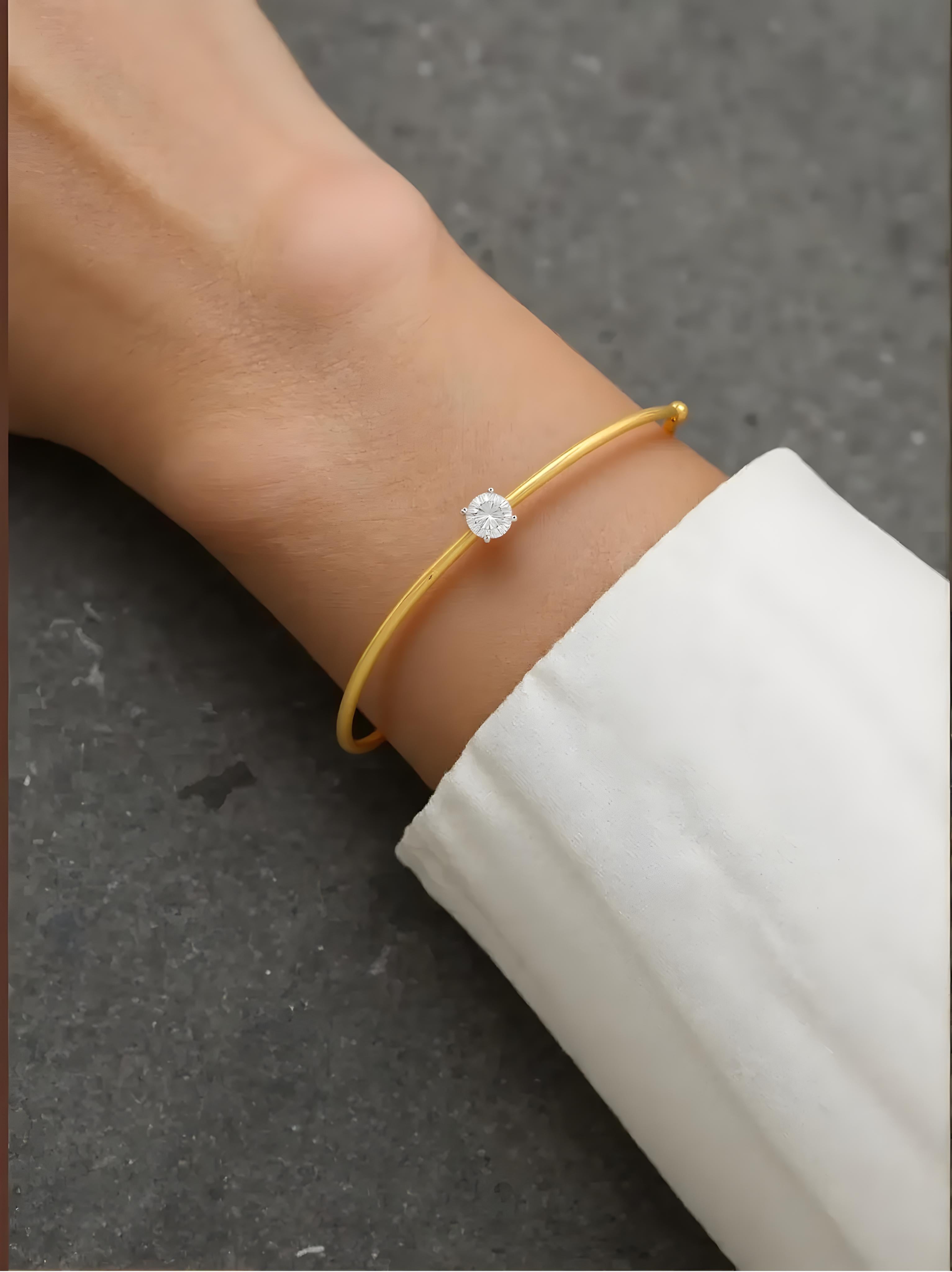 Donna Bracciale con diamanti solitari da 0,4 carati SI/HI Bracciale in oro giallo da 18 carati in vendita