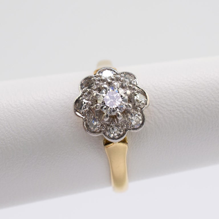 Vintage Diamond Flower Cluster Ring 18 Karat Gold and Platinum For Sale