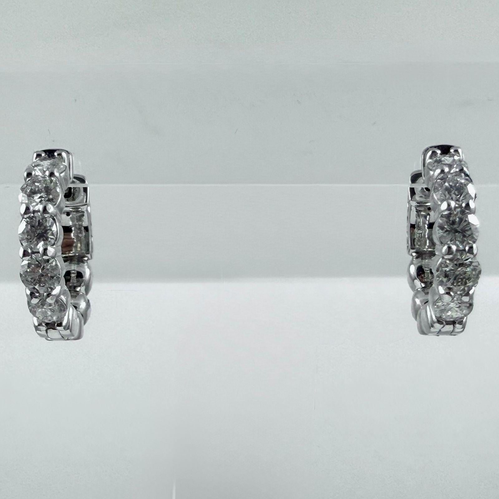 Boucles d'oreilles Huggie en or jaune 14K avec diamant de 0,40 carat en vente 6