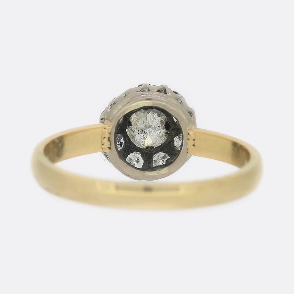 0,40 Karat Diamantbesetzter Gänseblümchen-Cluster-Ring (Viktorianisch) im Angebot