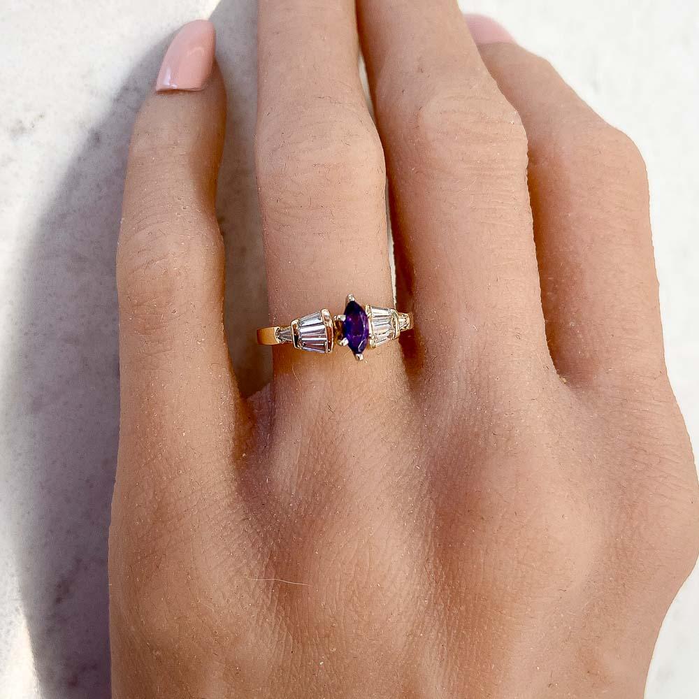 Women's or Men's 0.40 Carat Marquise Amethyst and Diamond Cocktail Ring in 14 Karat Yellow Gold